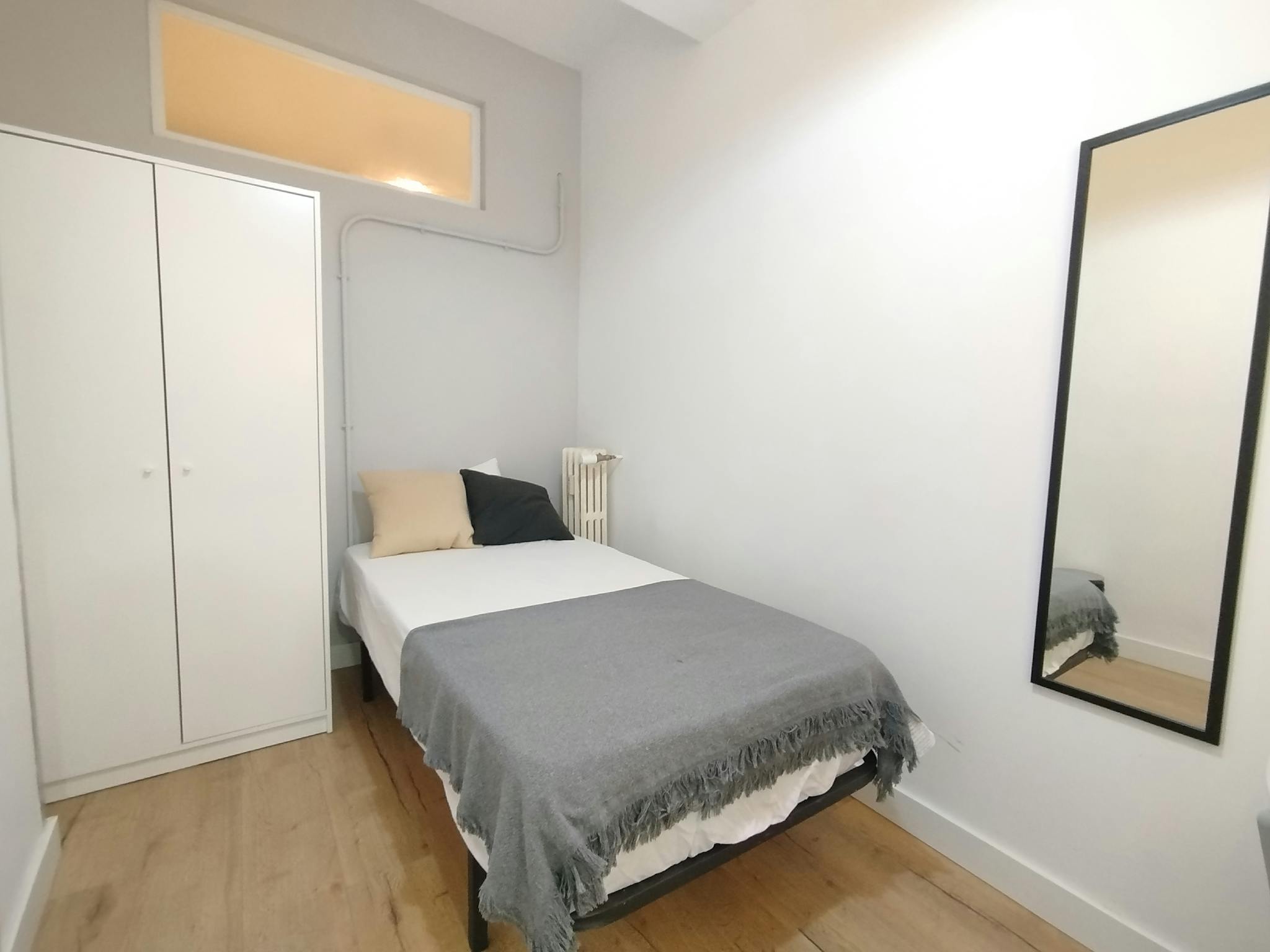 Avenida del Mediterráneo, Madrid preview