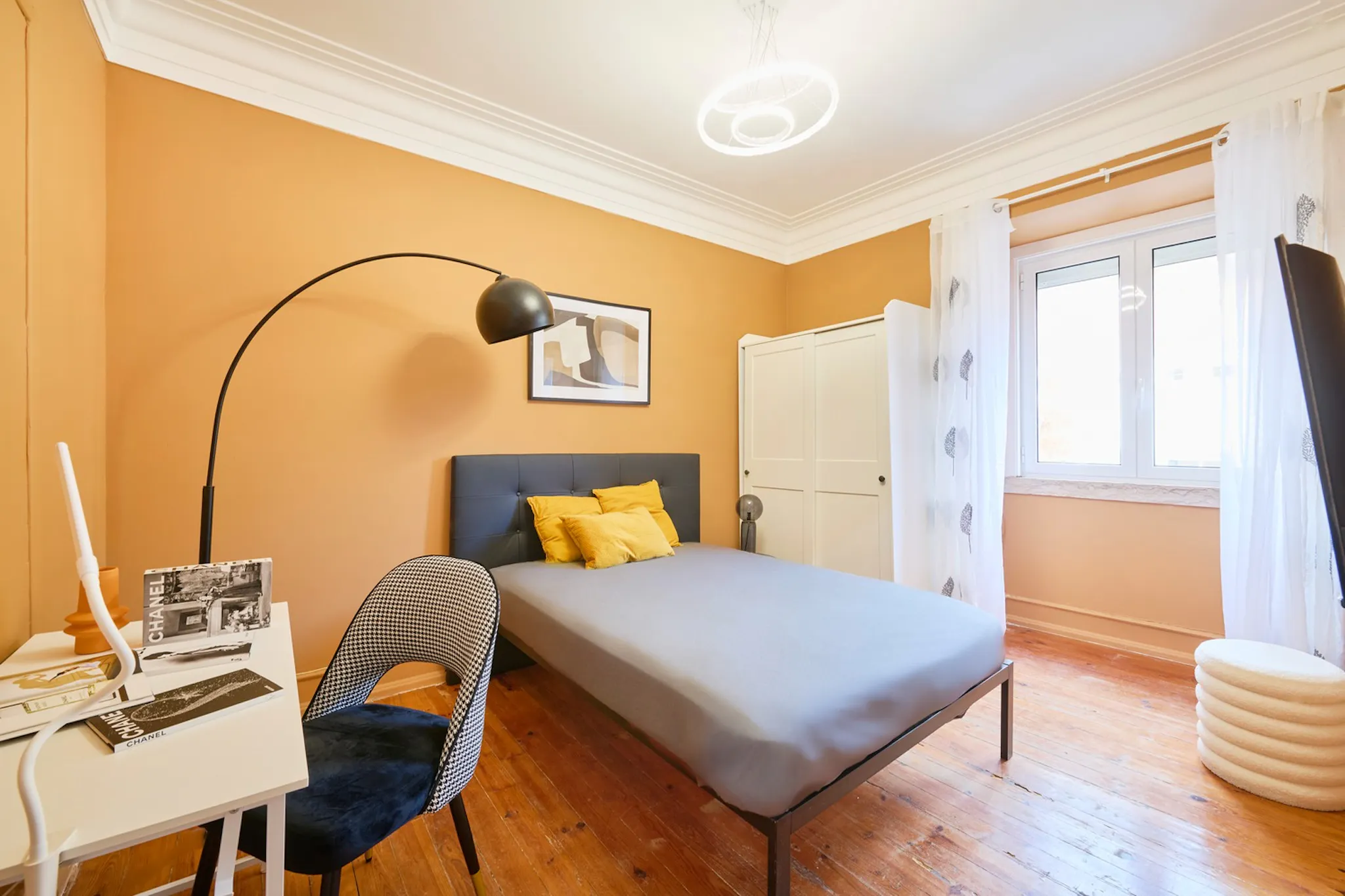 Rua Actor Vale, Lisbon preview