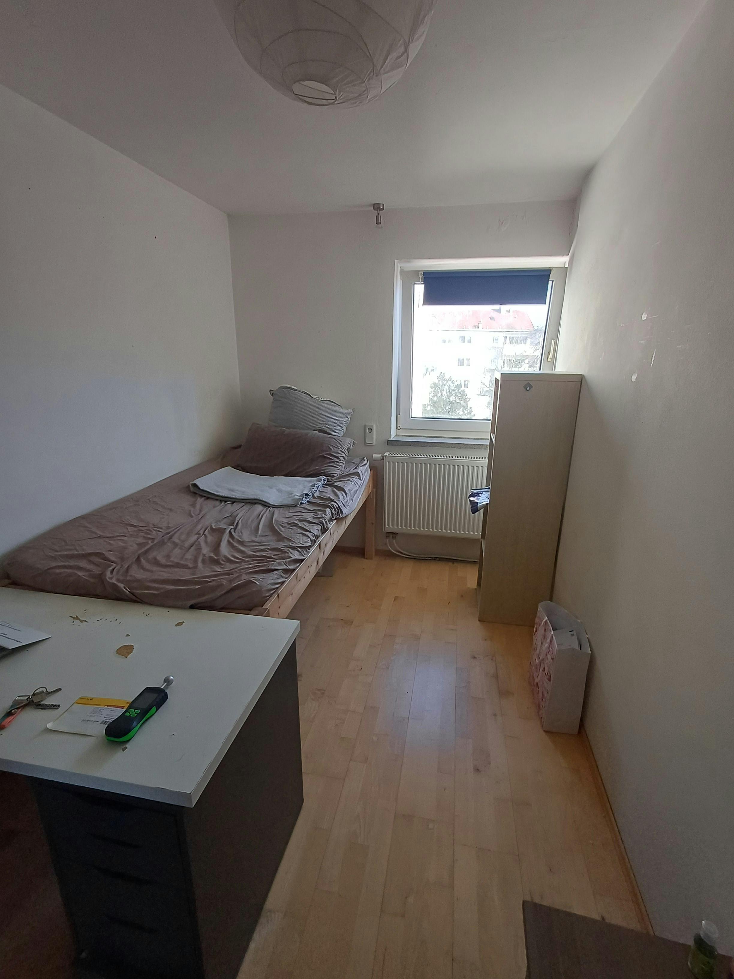 WG-Zimmer zu mieten für 499 € pro Monat in Munich, Georg-Deschler-Platz