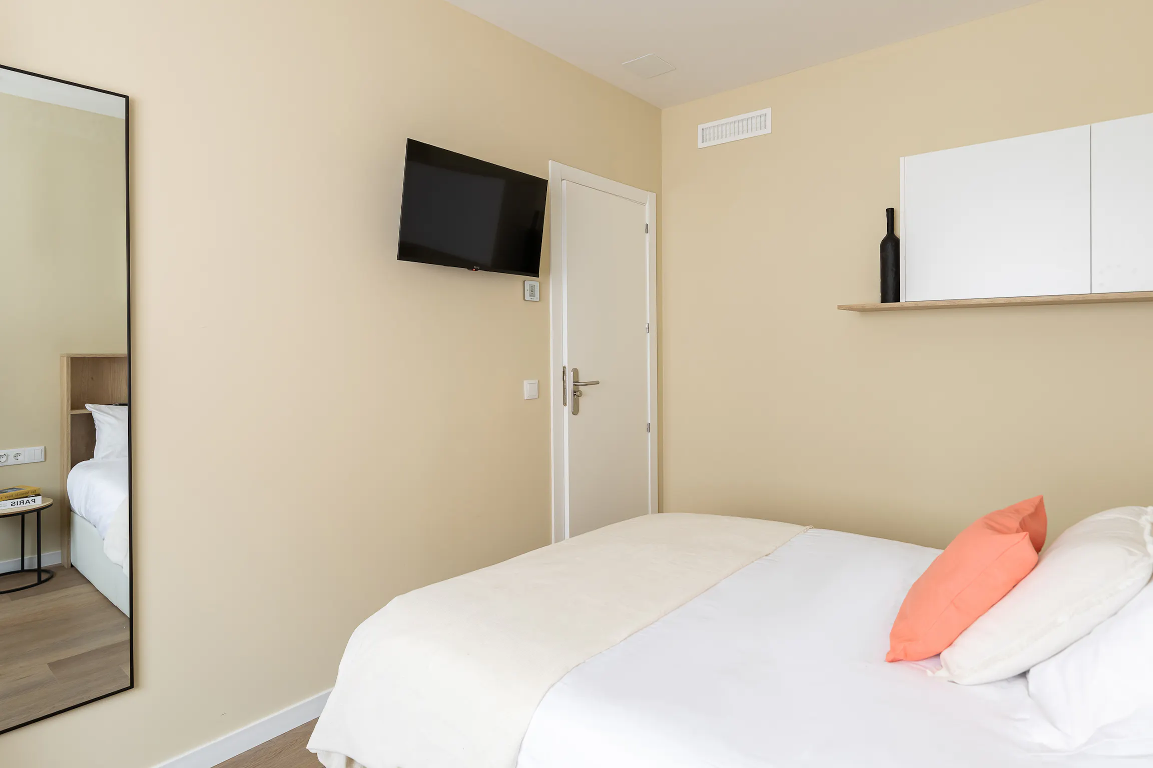 Private room in Calle de Donoso Cortés, Madrid (1567669) ROOM 1