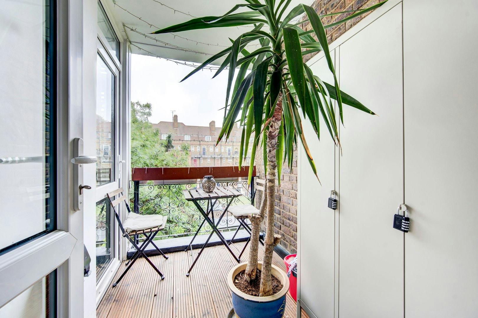Apartment London, 2 beds — photo 7