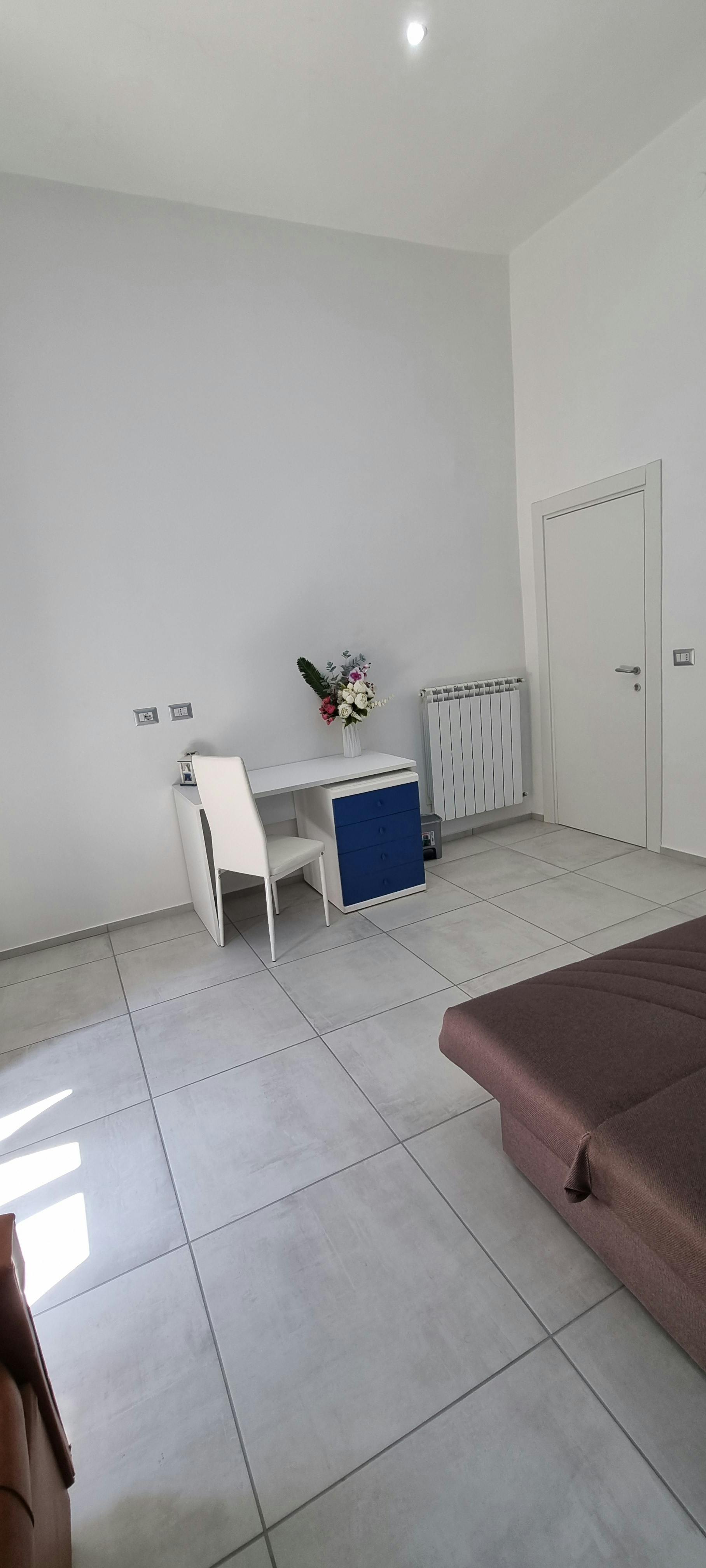 Single room Naples, 1 bed, 24m² — photo 8