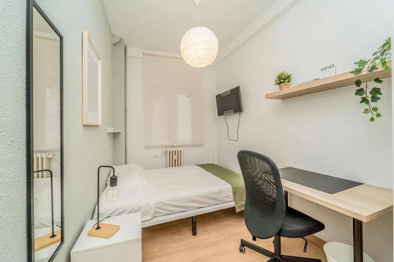 Calle Santuario, Valladolid preview