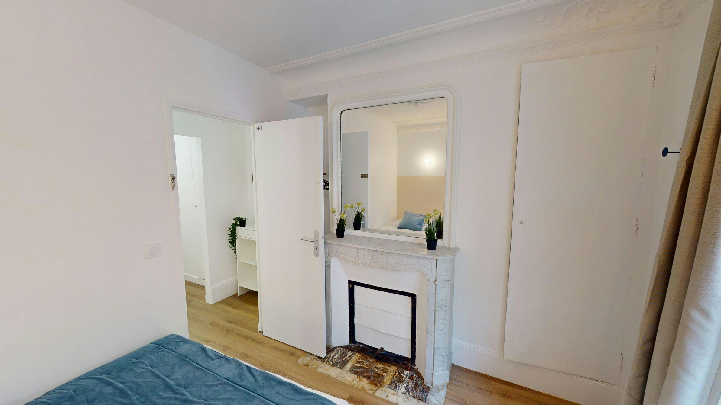 Apartment Paris, 1 bed, 9m² — photo 4