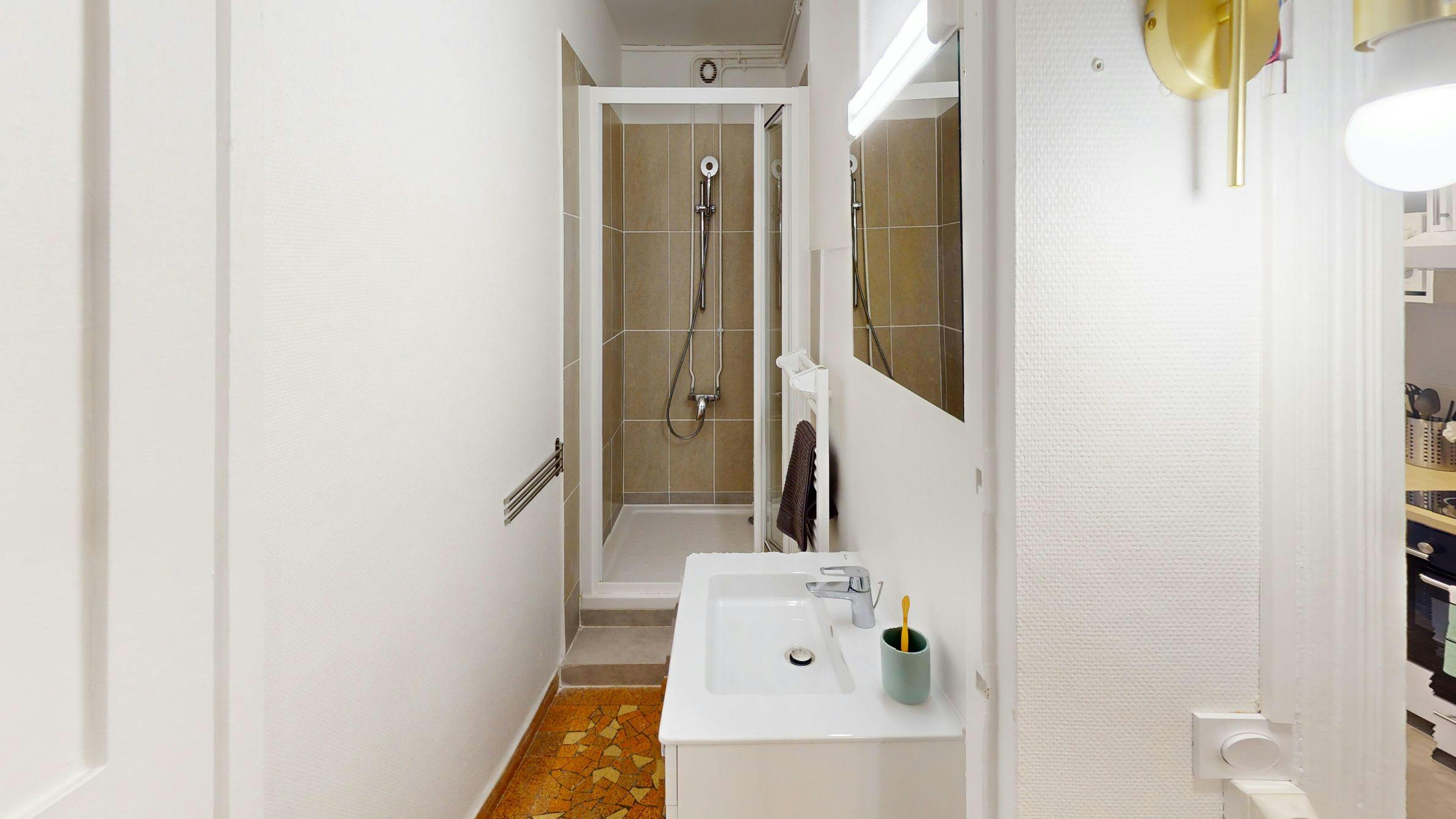 Apartment Paris, 1 bed, 9m² — photo 6