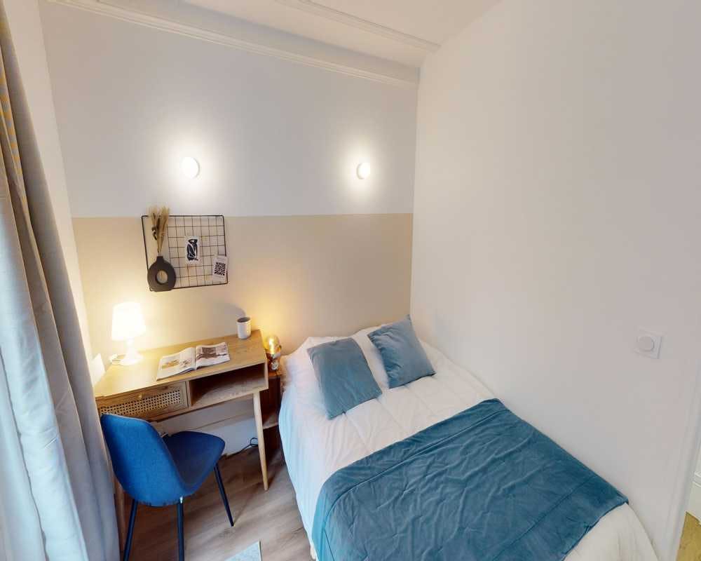 Apartment Paris, 1 bed, 9m² — photo 17