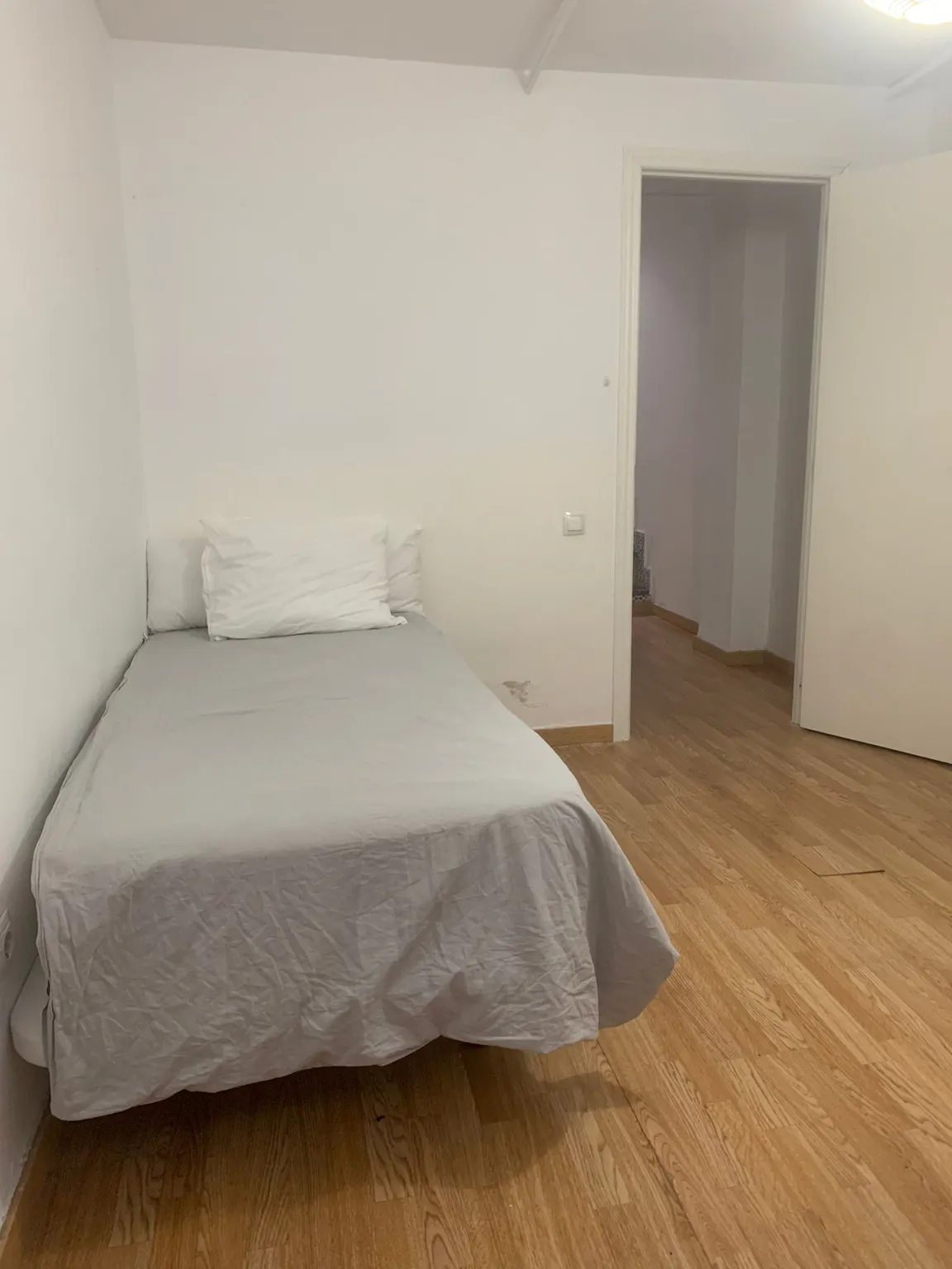 Calle Óscar Carvallo, Sevilla preview