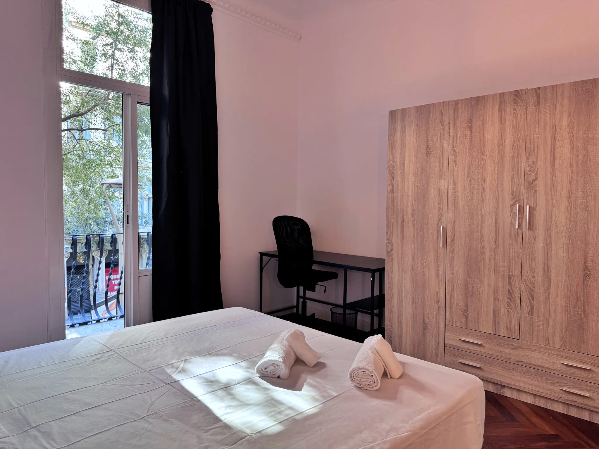 Private room in Carrer de Pau Claris, Barcelona (1568462) ROOM 2