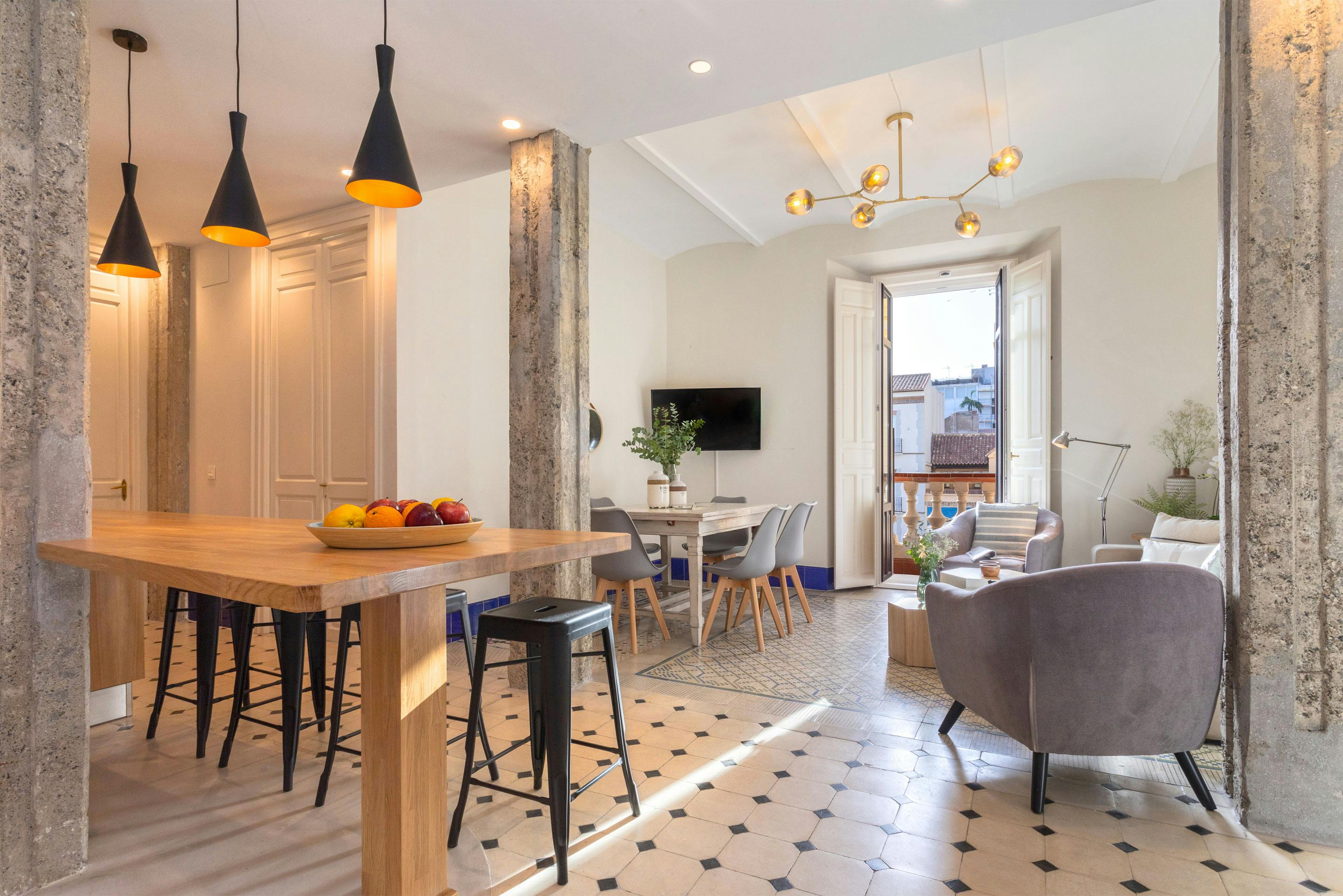 Apartment for rent for €9,060 per month in Málaga, Calle Ramos Marín