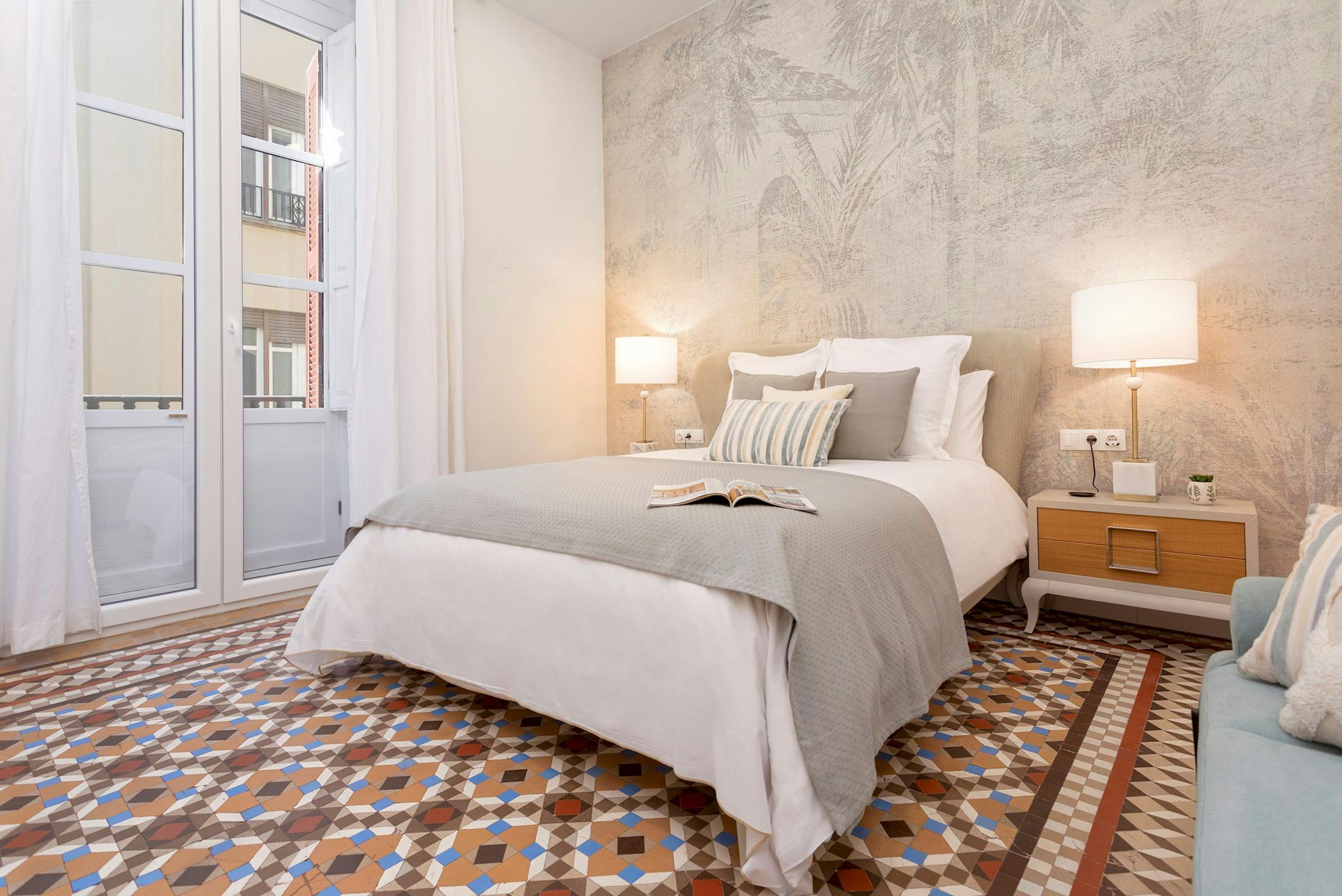 preview gallery tile