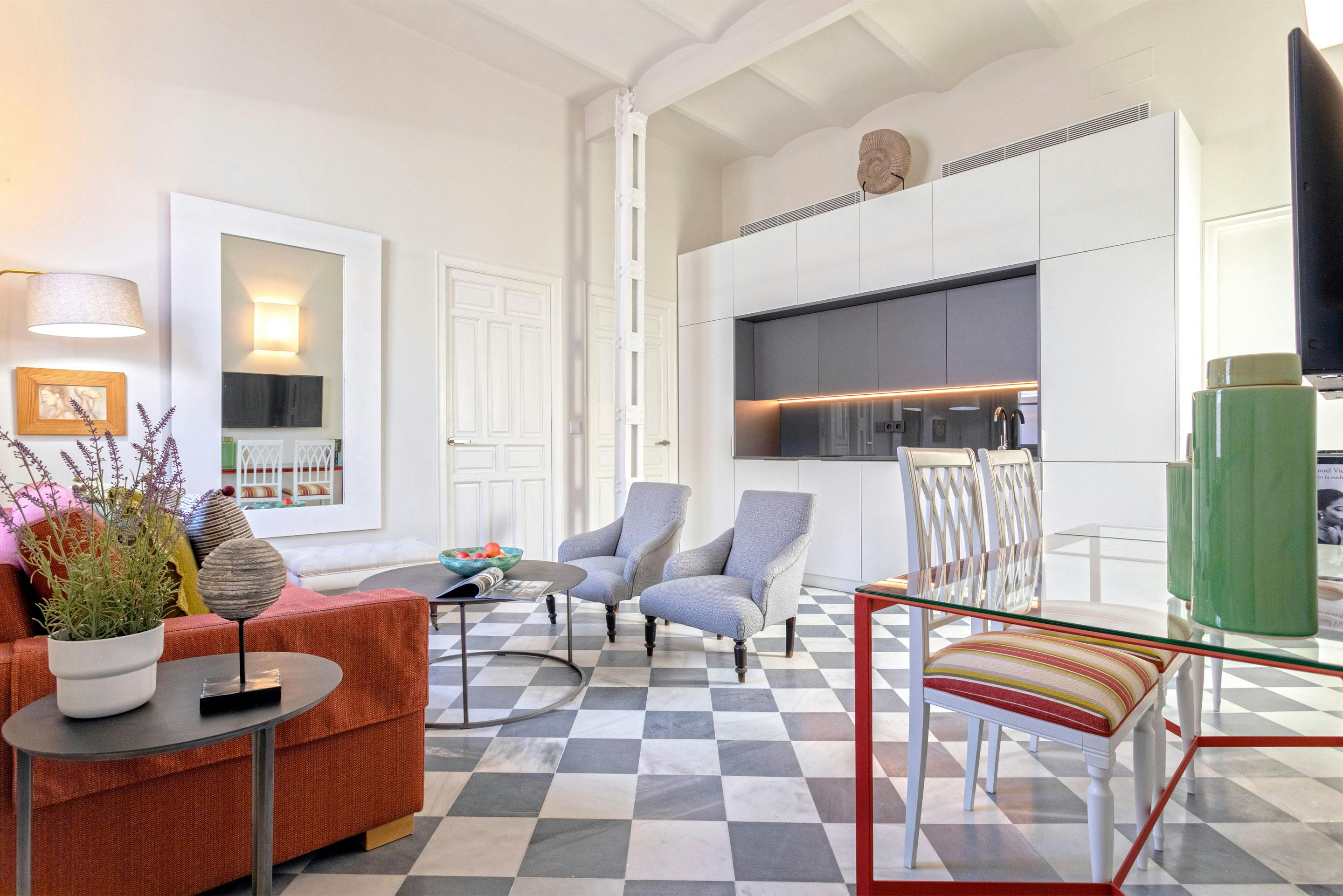 Wohnung zu mieten für 3.310 € pro Monat in Sevilla, Calle Liñán