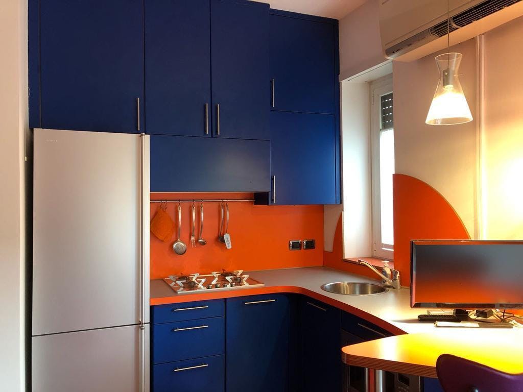 Via Sebastiano Veniero, Milan