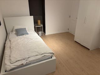 Apartment Saint-Josse-Ten-Noode, 1 bed, 15m² — photo 21