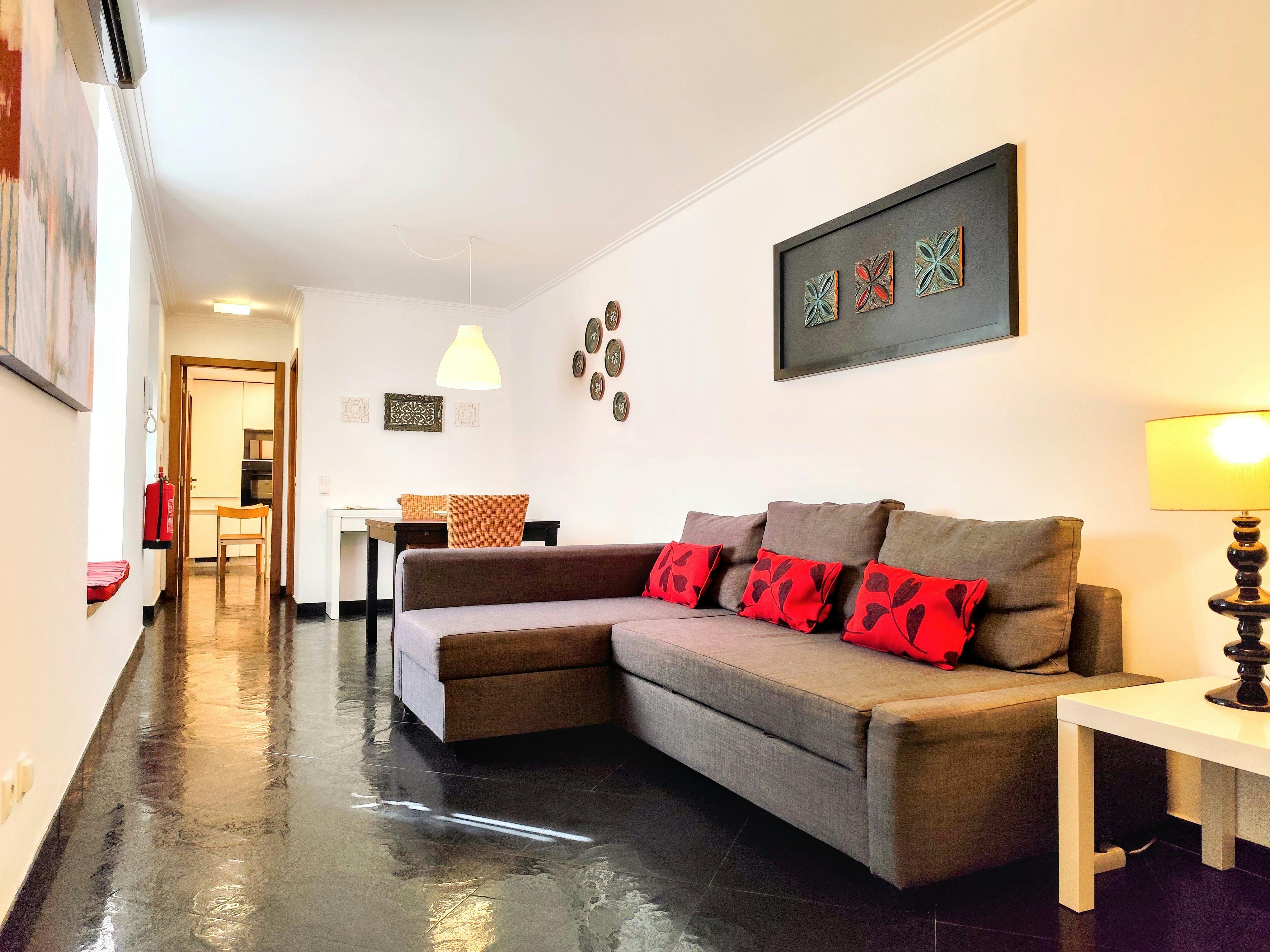 Apartment for rent for €1,000 per month in Lisbon, Rua do Lumiar