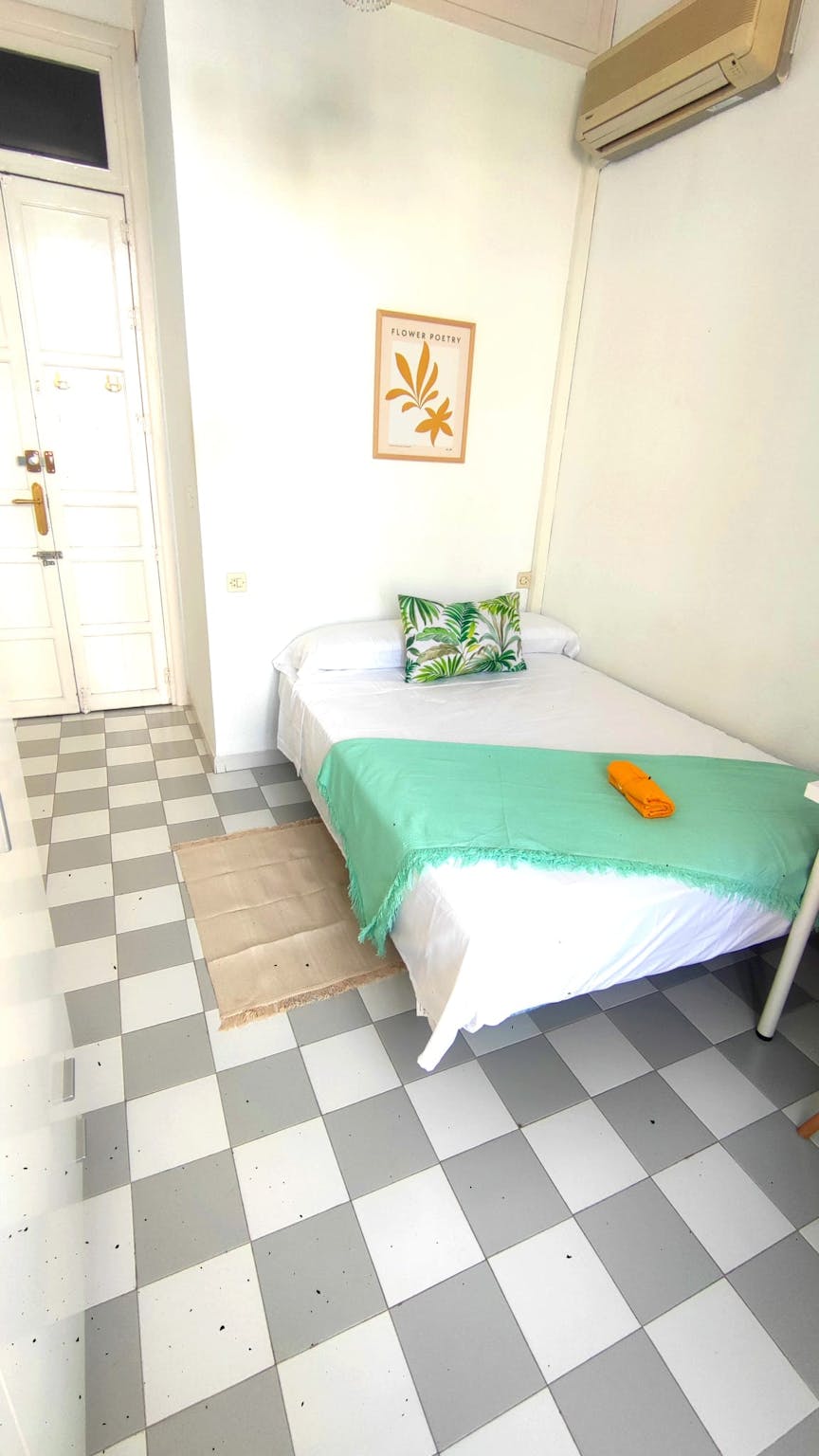 Paseo de Almería, Almería preview