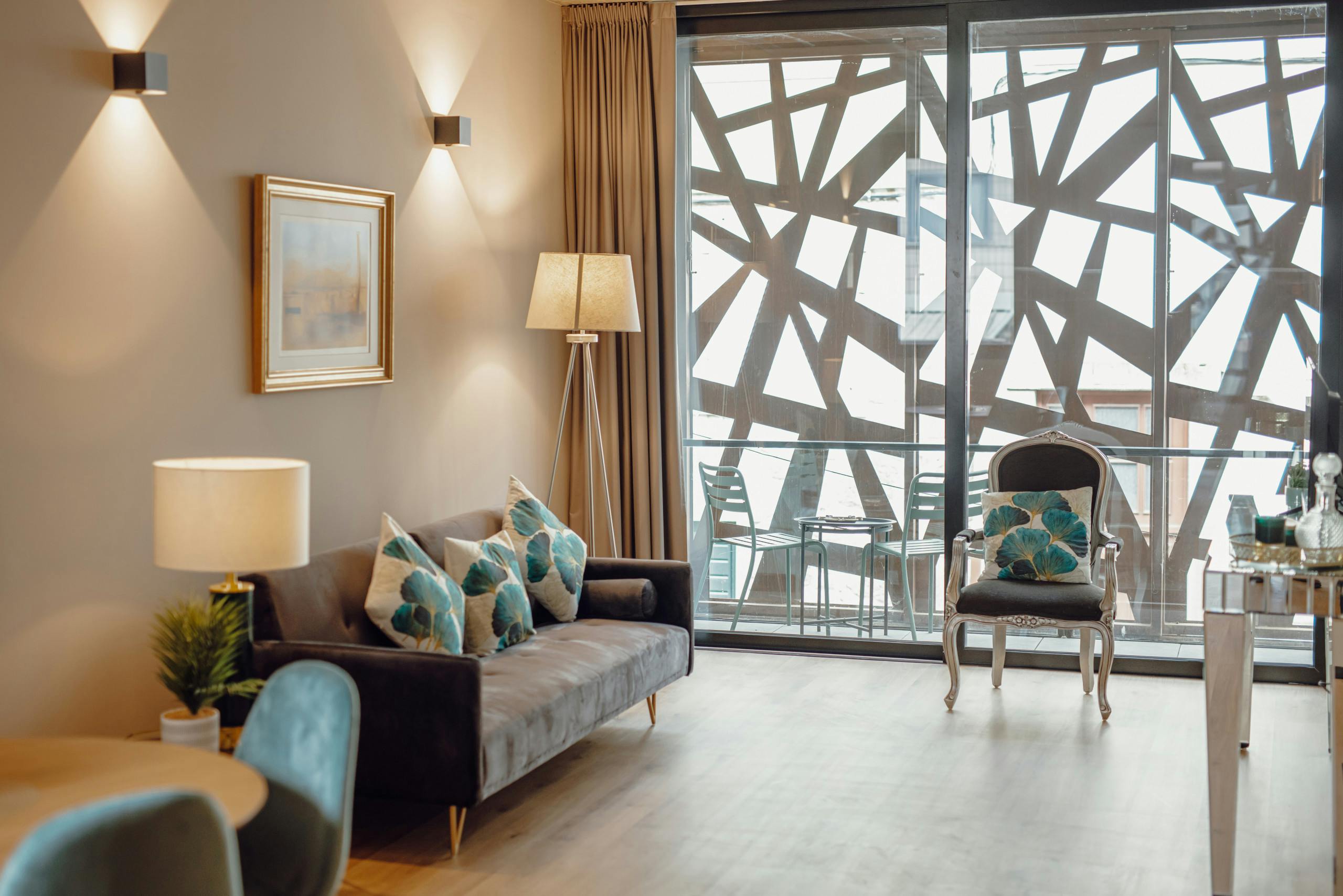 preview gallery tile