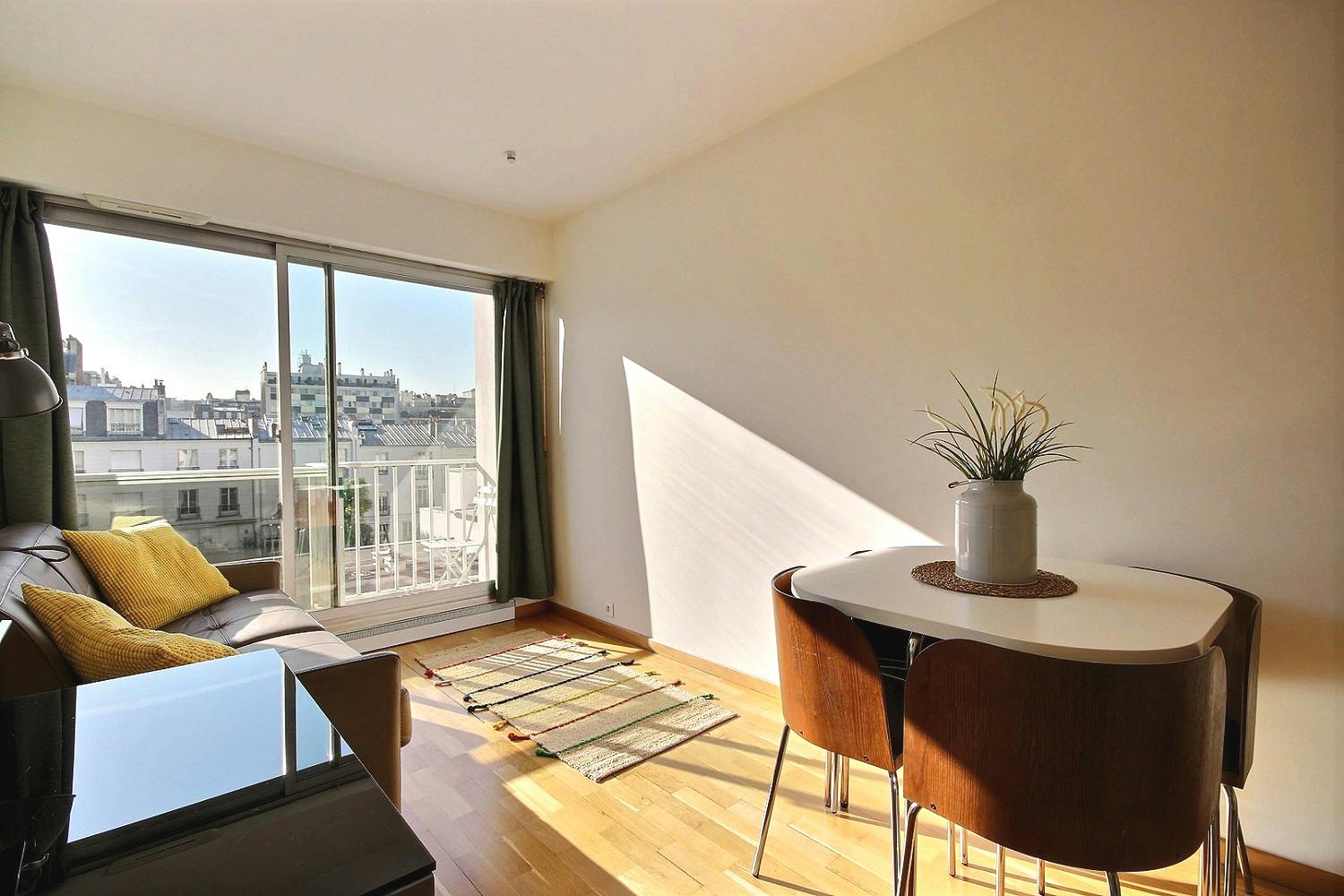 Rue de la Pompe, Paris preview