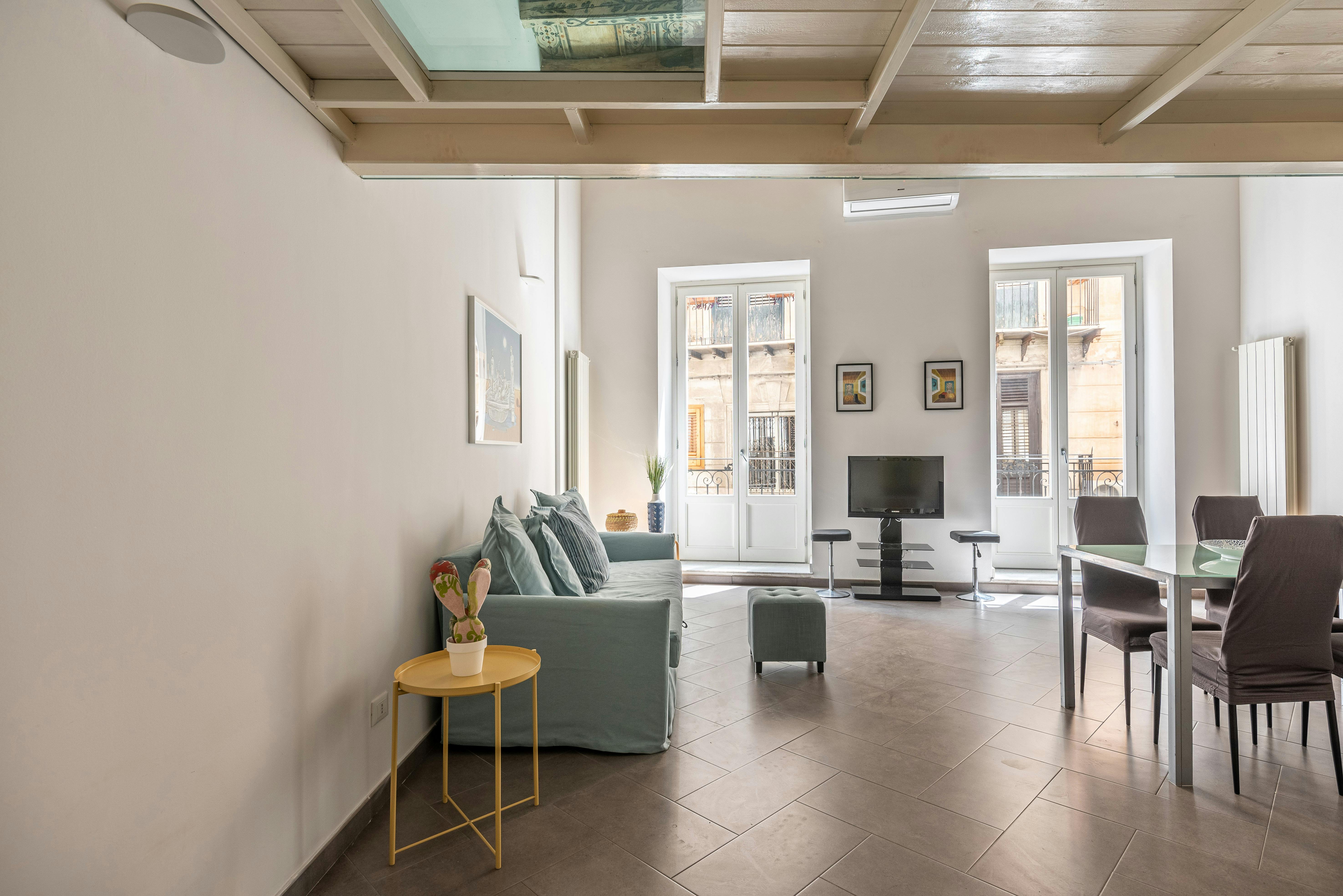 Appartement à louer pour 1 200 €/mois à Palermo, Via Materassai