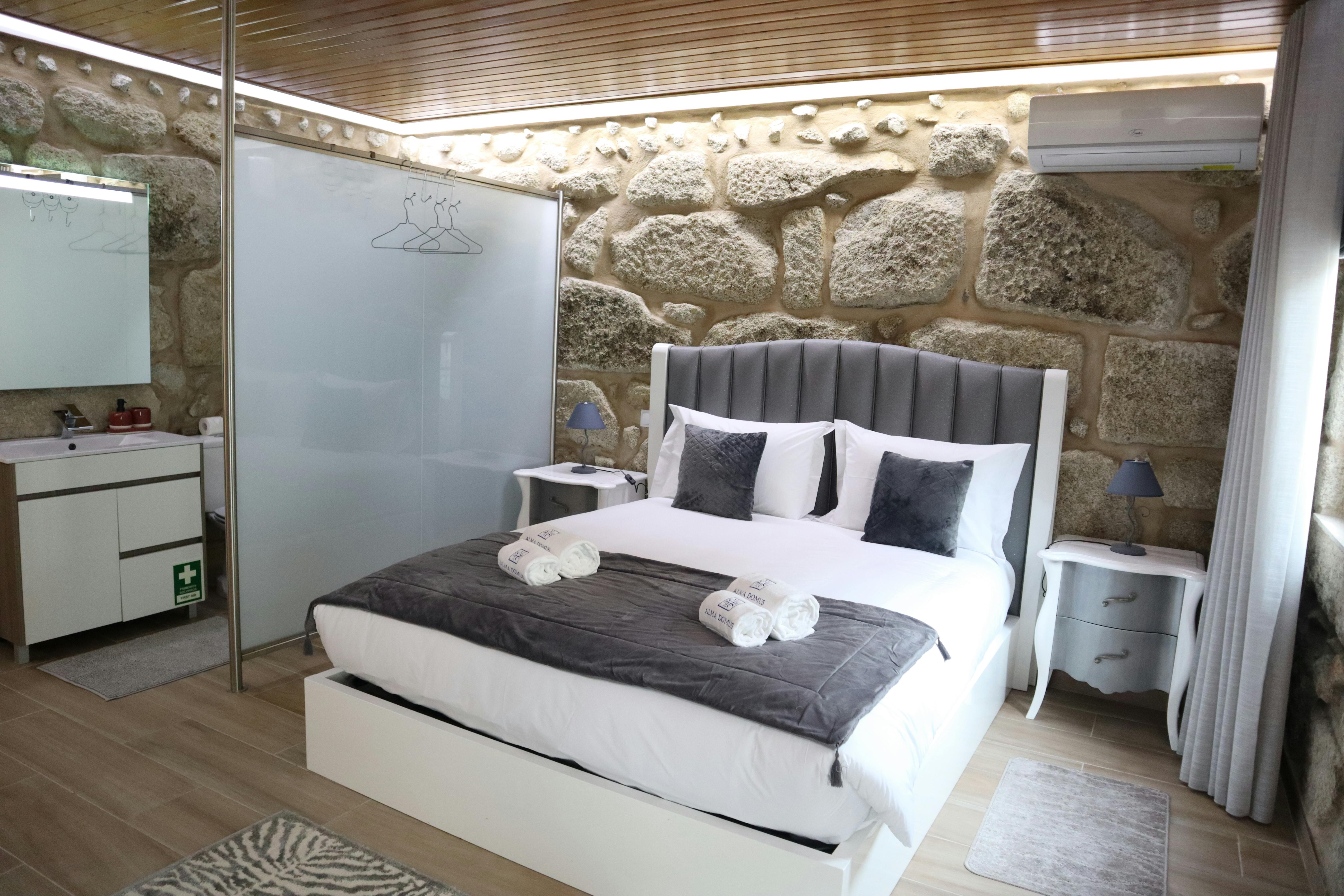 House for rent for €1,400 per month in Porto, Rua da Boavista