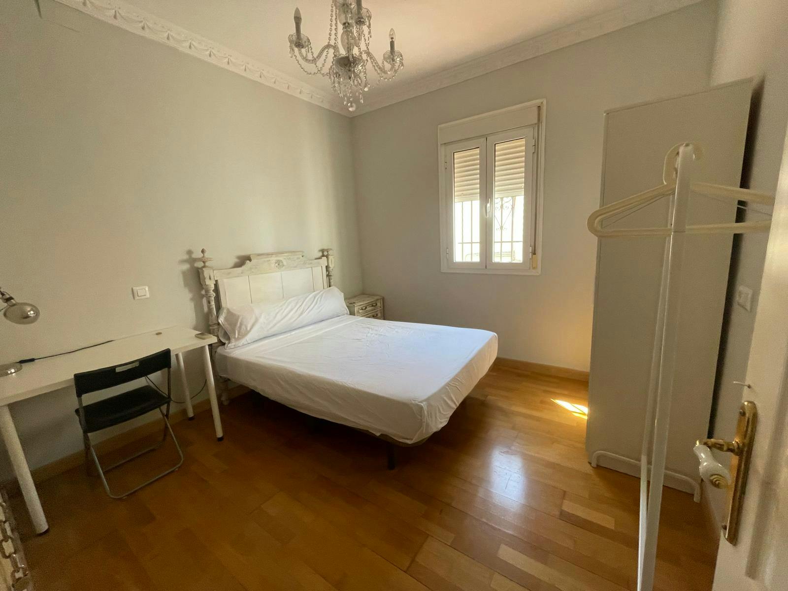 Calle Porvenir, Sevilla preview