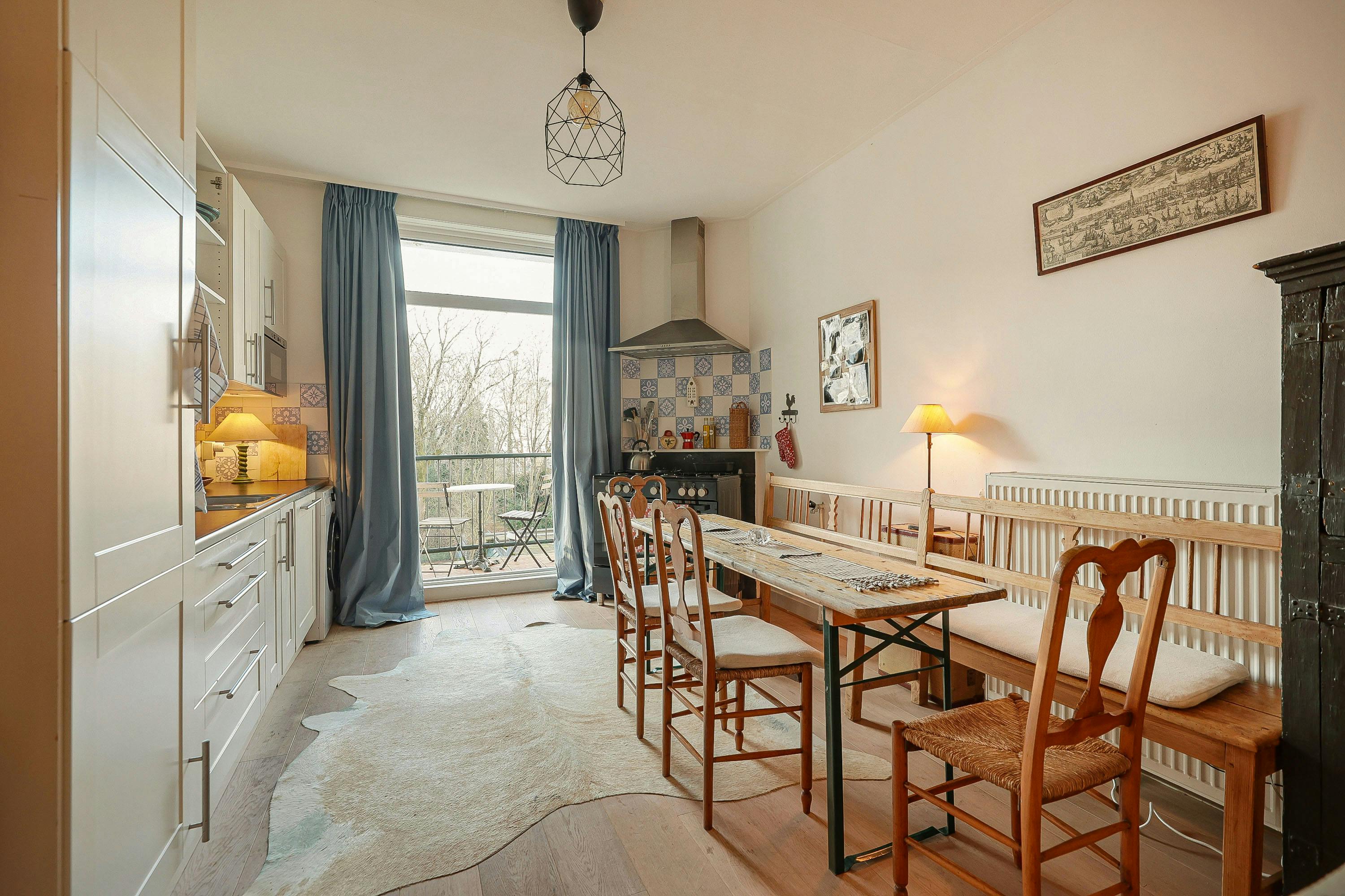 Apartment for rent for €3,500 per month in Amsterdam, Tweede van der Helststraat