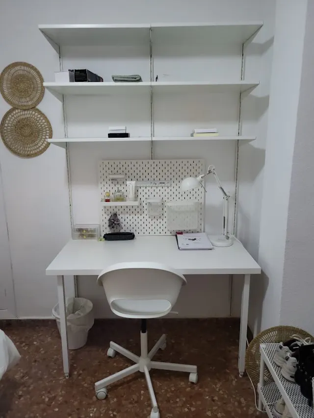 Private room in Carrer d'Alboraia, Valencia (1569649) room image 2