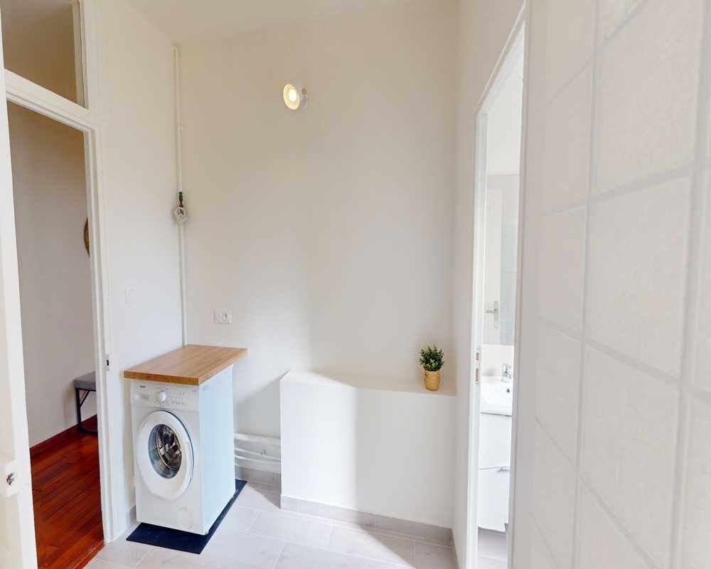 Apartment Paris, 1 bed, 9m² — photo 33