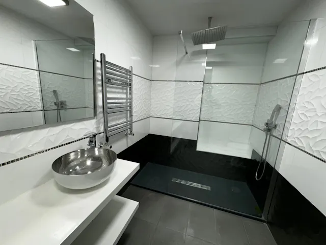 Private room in Avenida de América, Madrid (1569890) room image 2