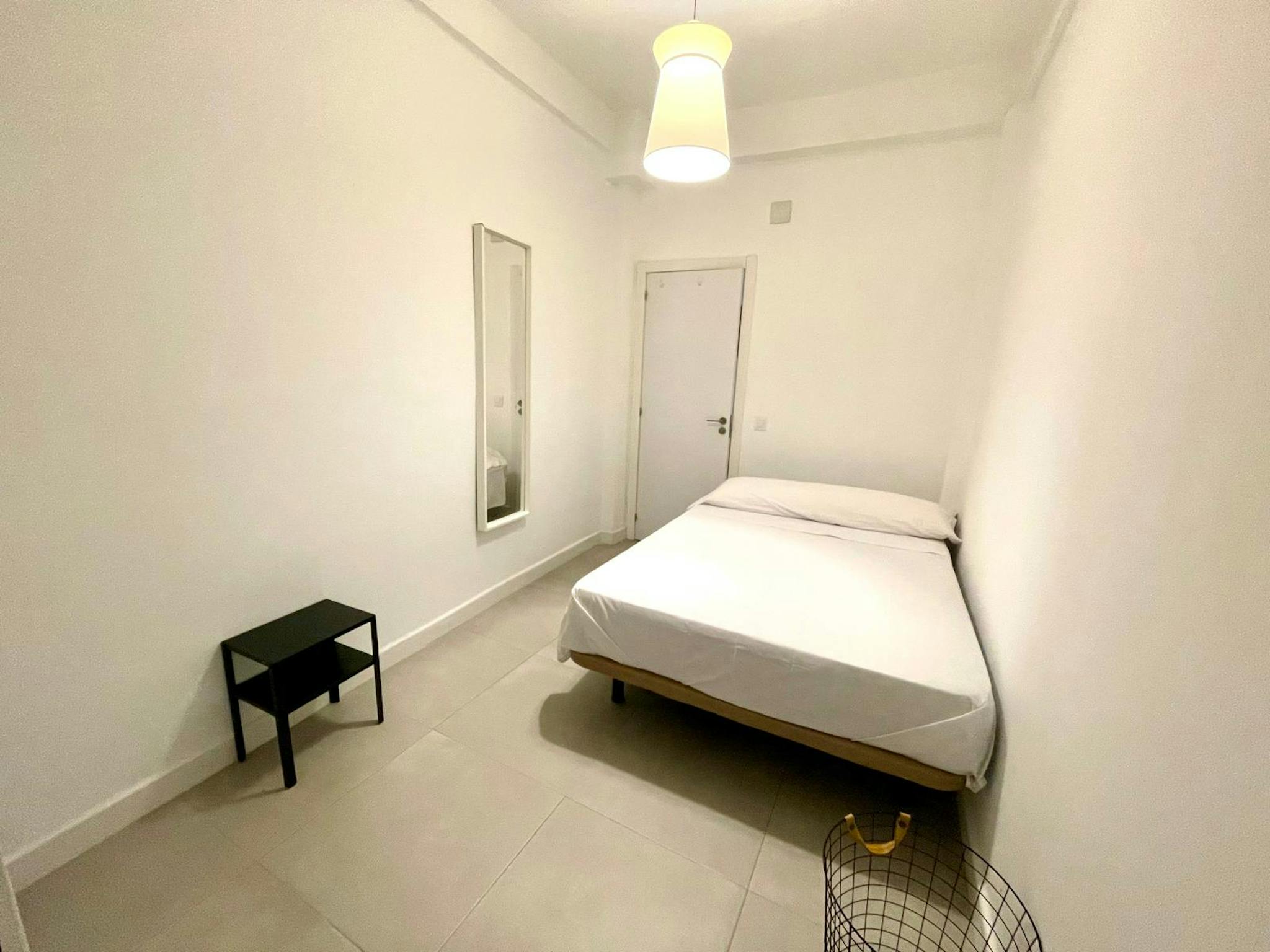 Calle Bustos Tavera, Sevilla preview