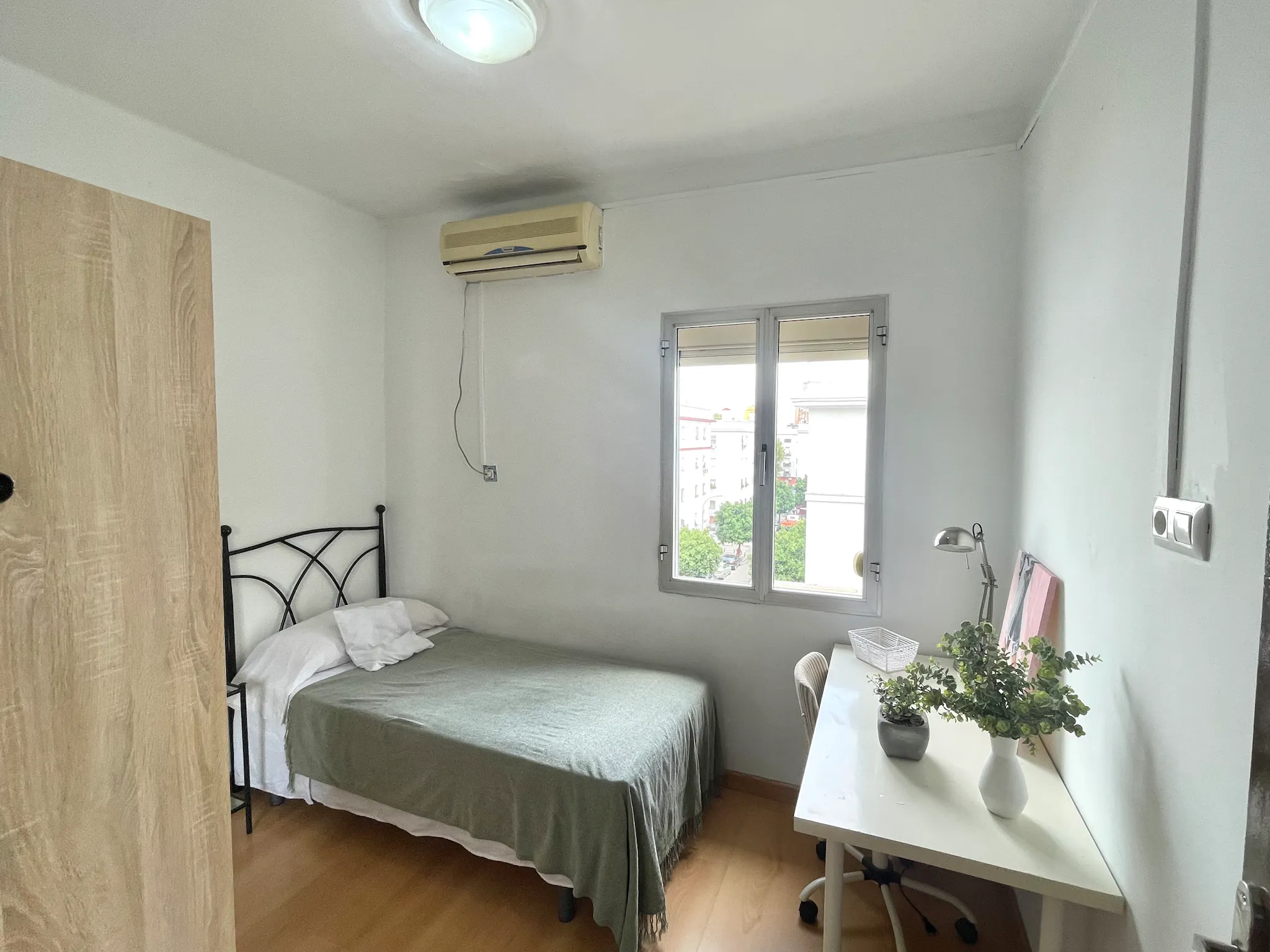 Calle Juan Díaz de Solís, Sevilla preview