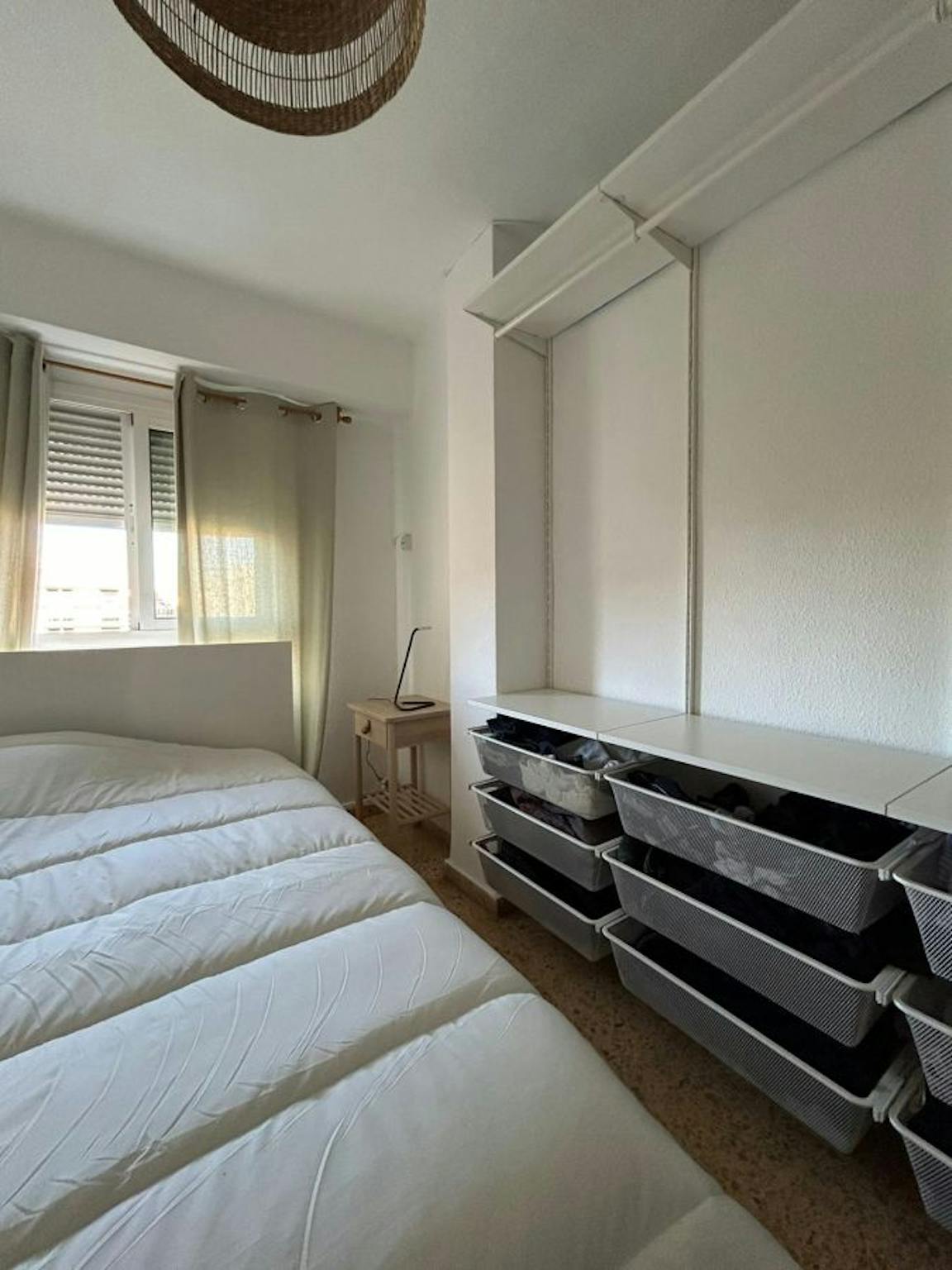 Carrer d'Isaac Peral, Valencia preview