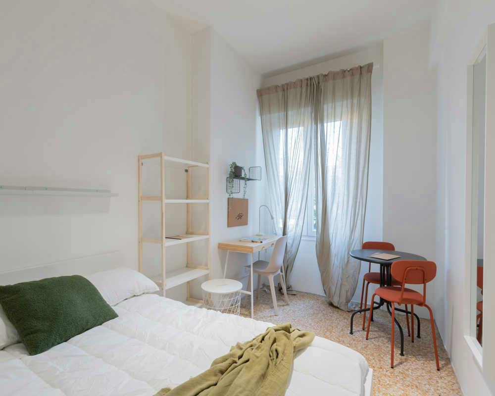 Private room in Viale Carlo Espinasse, Milan (1570295) room image 2
