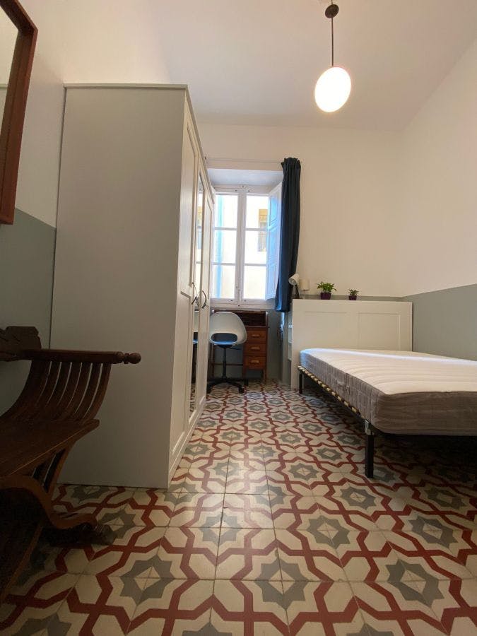 Carrer de l'Almodí, Valencia preview