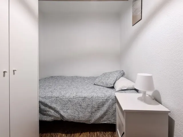 Private room in Calle de Castellón, Valencia (1570337) room image 2