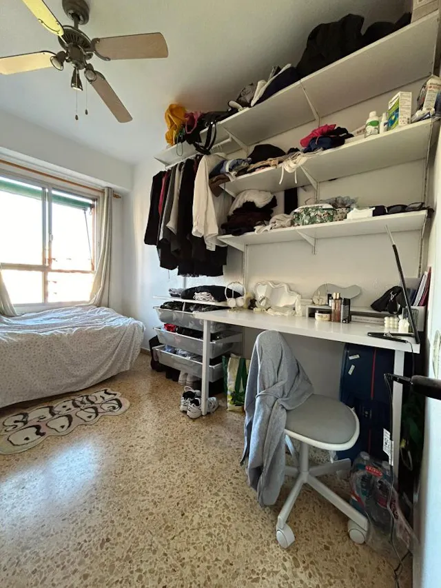 Private room in Carrer d'Isaac Peral, Valencia (1570350) room image 2
