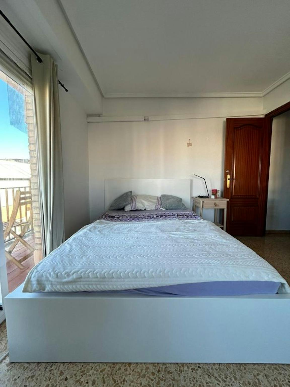 Carrer d'Isaac Peral, Valencia preview