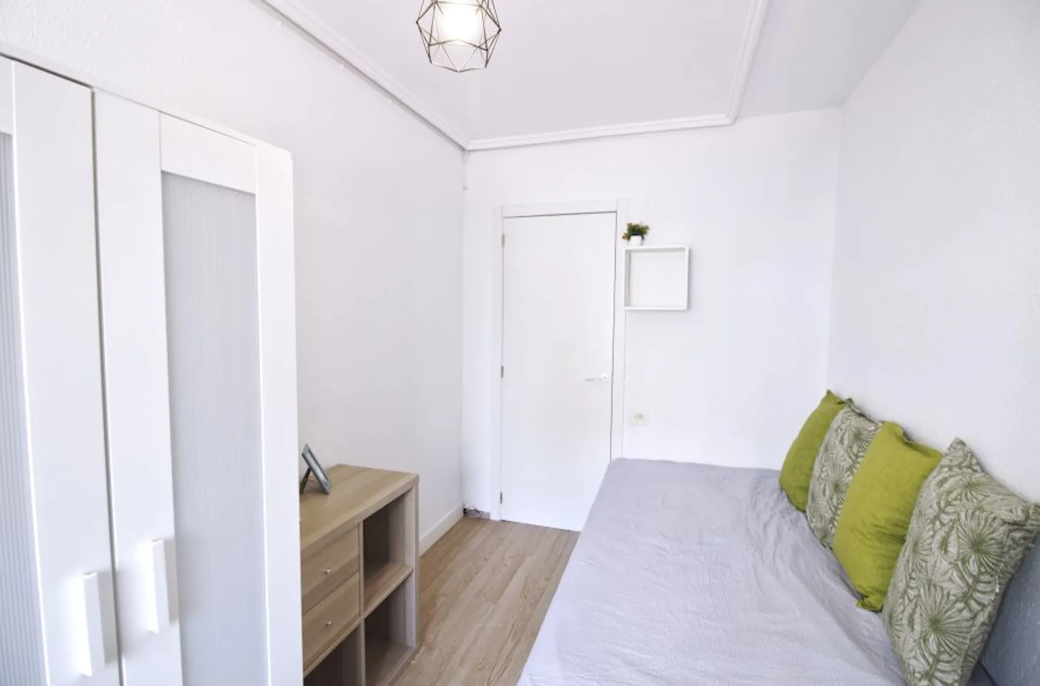 Carrer del Mestre Aguilar, Valencia preview