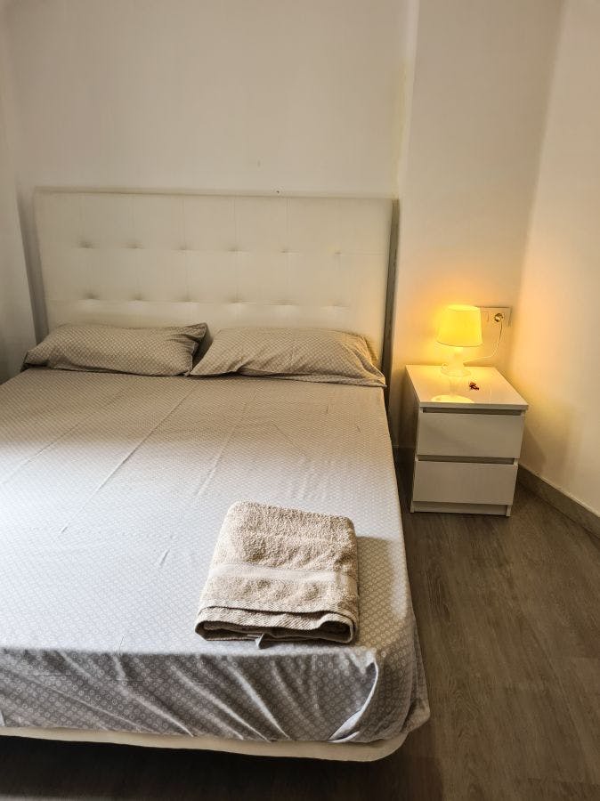 Carrer de Peris Mencheta, Valencia preview