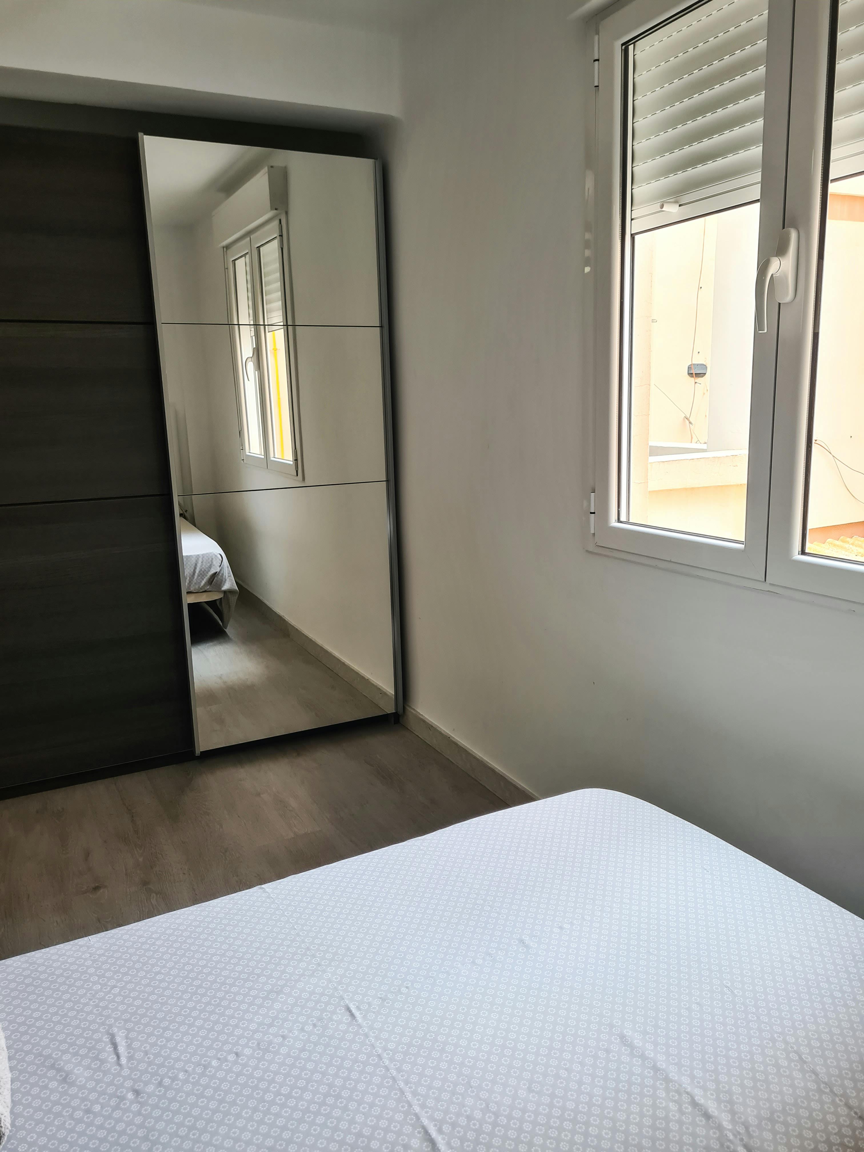 Private room in Carrer de Peris Mencheta, Valencia (1570363) room image 30