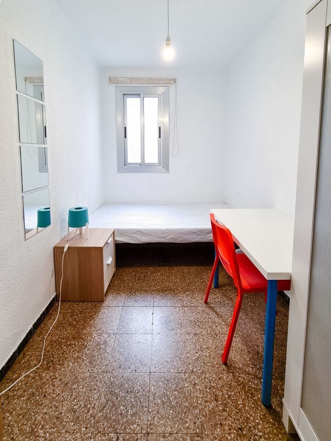 Carrer del Poeta Mas y Ros, Valencia preview