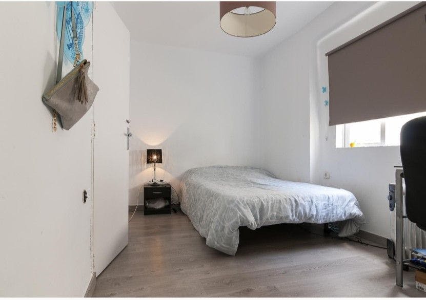 Calle Soledad Domenech, Valencia preview