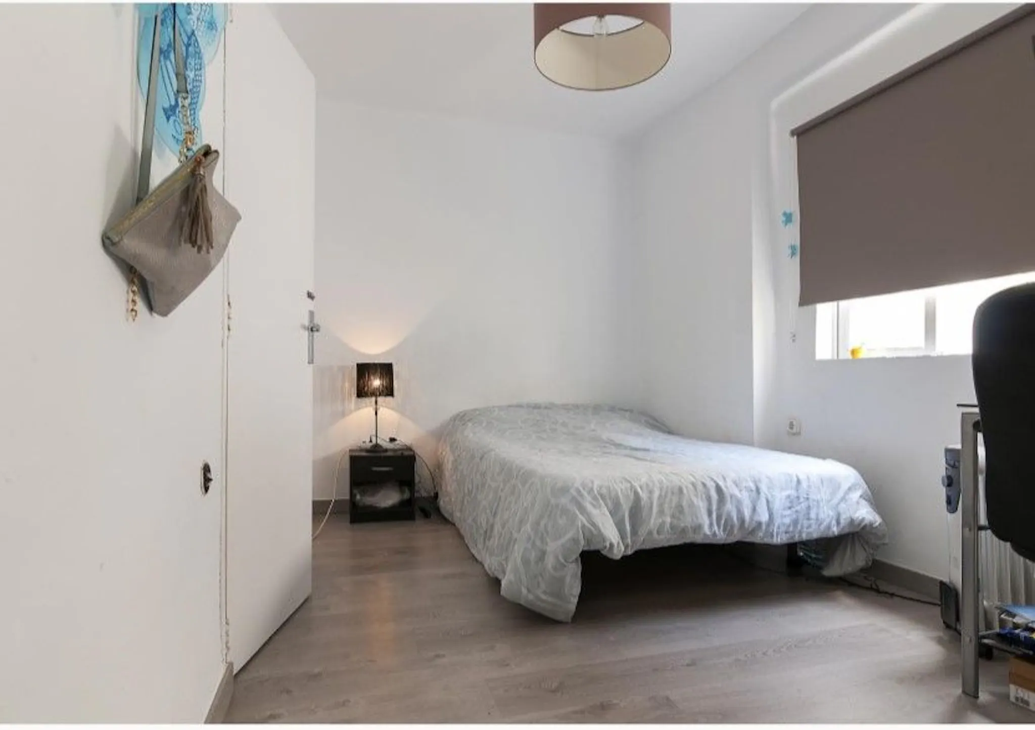 Calle Soledad Domenech, Valencia preview