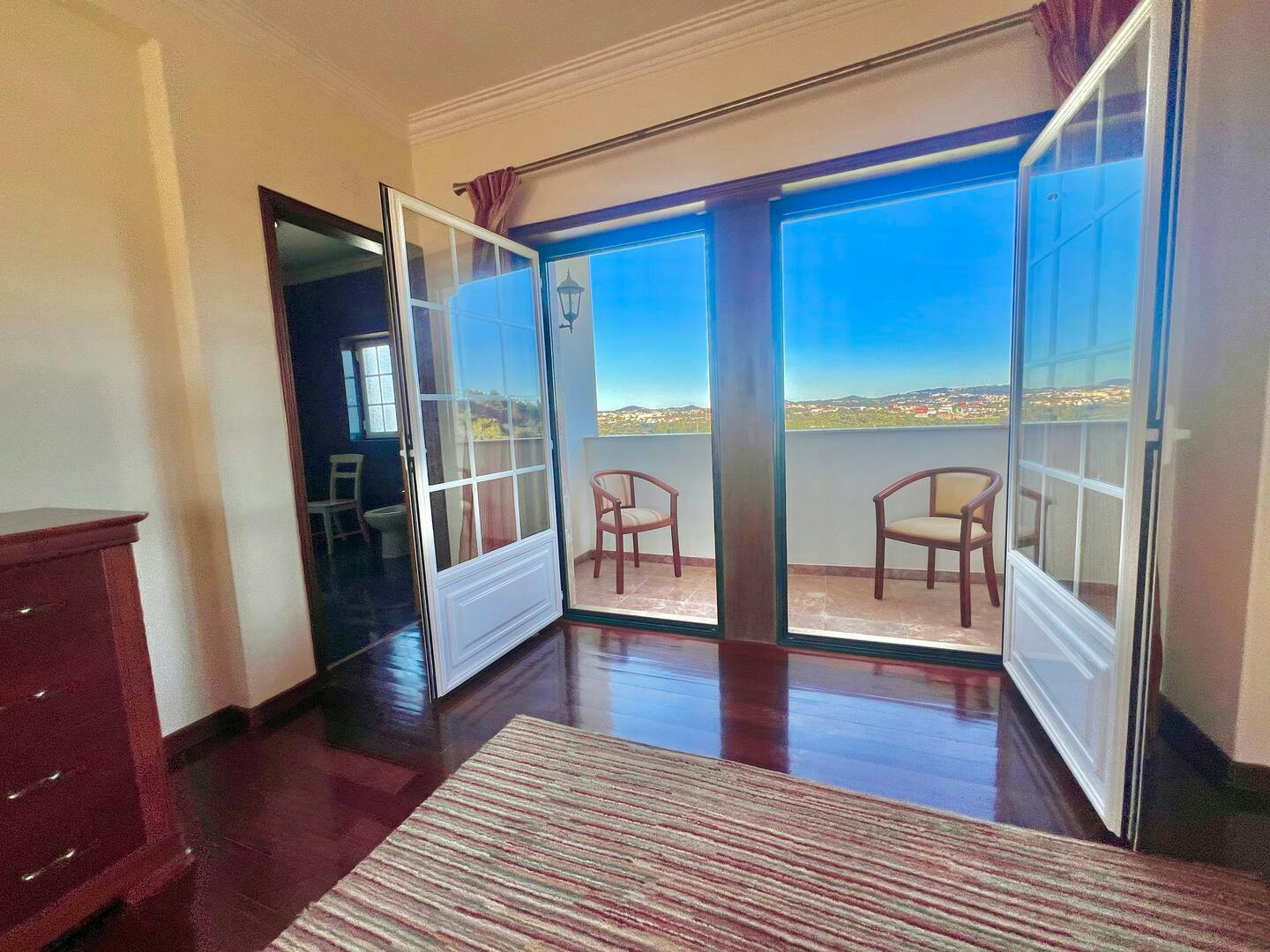 Cameră privată de închiriat pentru 900 EUR pe lună în Sintra, R. Mato Mouro