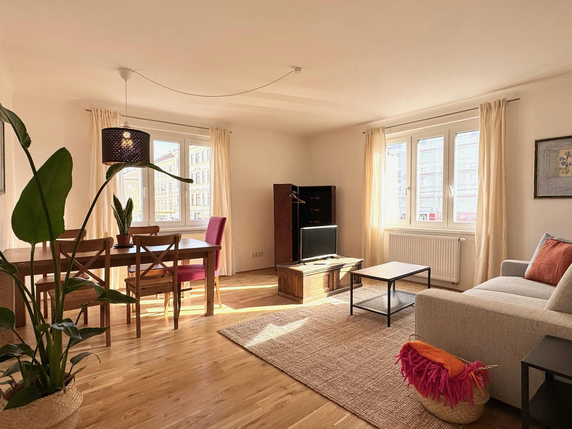 Apartment for rent for €1,340 per month in Vienna, Helblinggasse