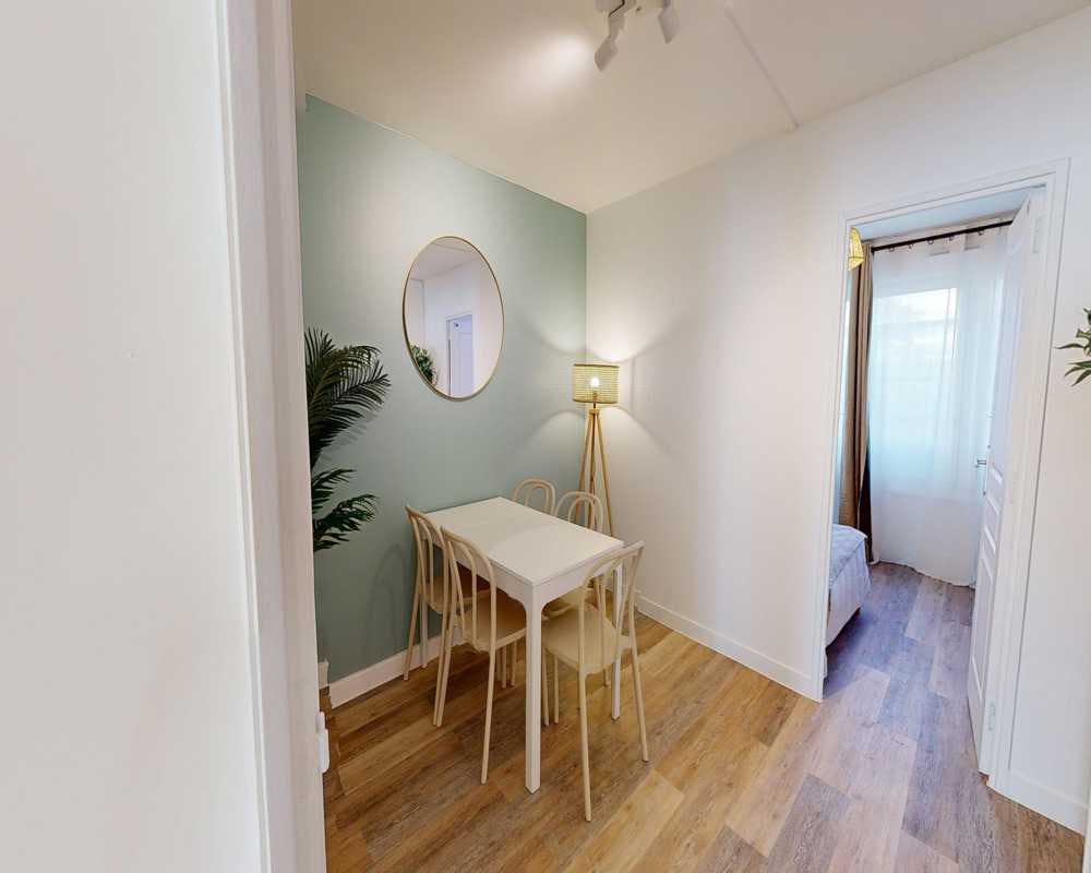 Single room Paris, 1 bed, 11m² — photo 15