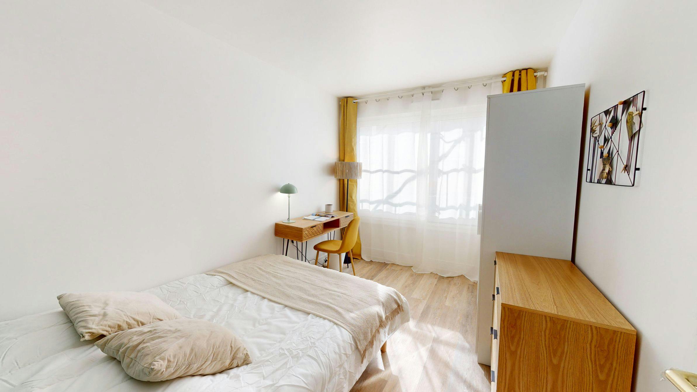 Apartment Paris, 1 bed, 10m² — photo 9
