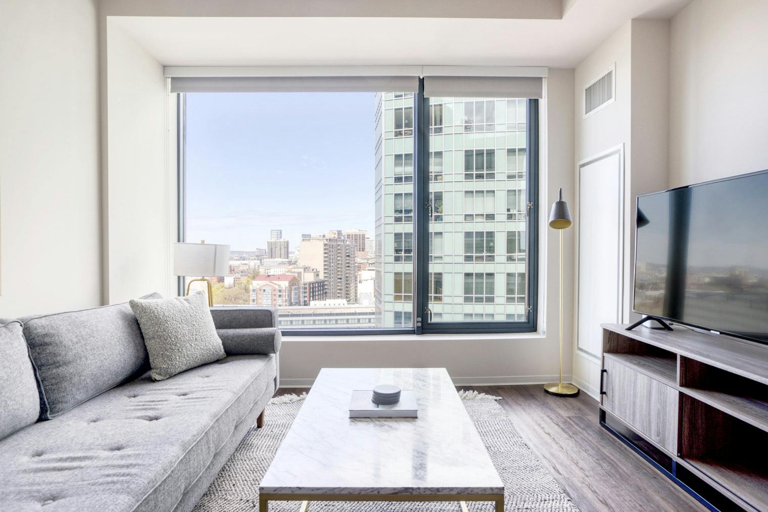 Mieszkanie do wynajęcia za $7,922 miesięcznie w mieście Boston, Stuart Street