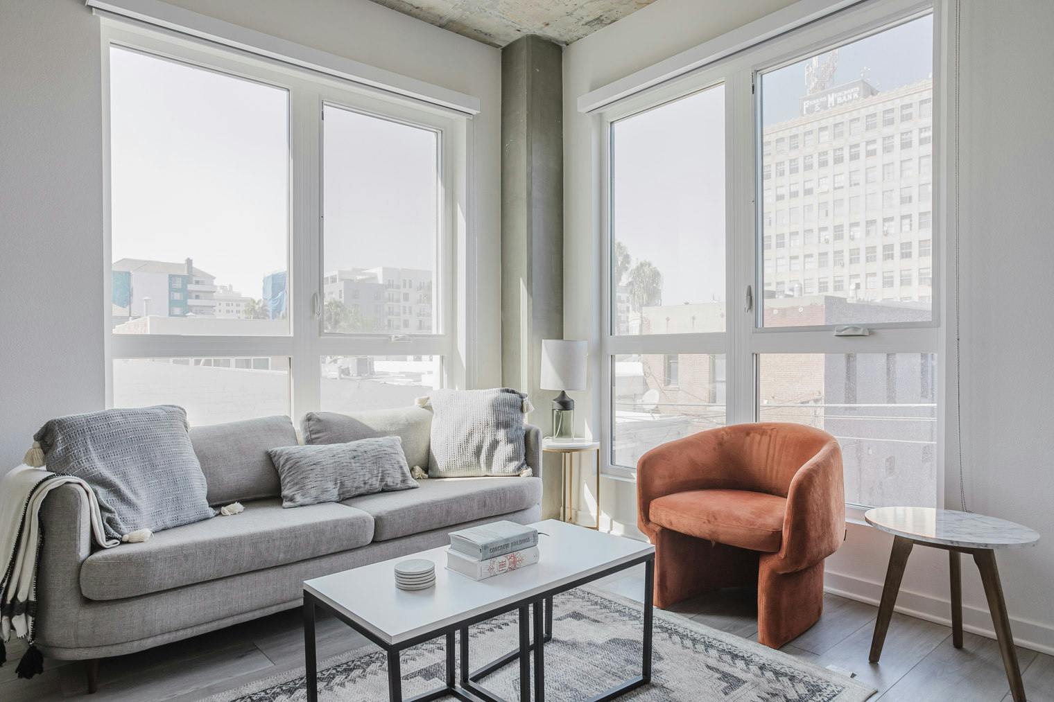 公寓 正在以 $6,408 的月租出租，其位于 Long Beach, The Promenade North