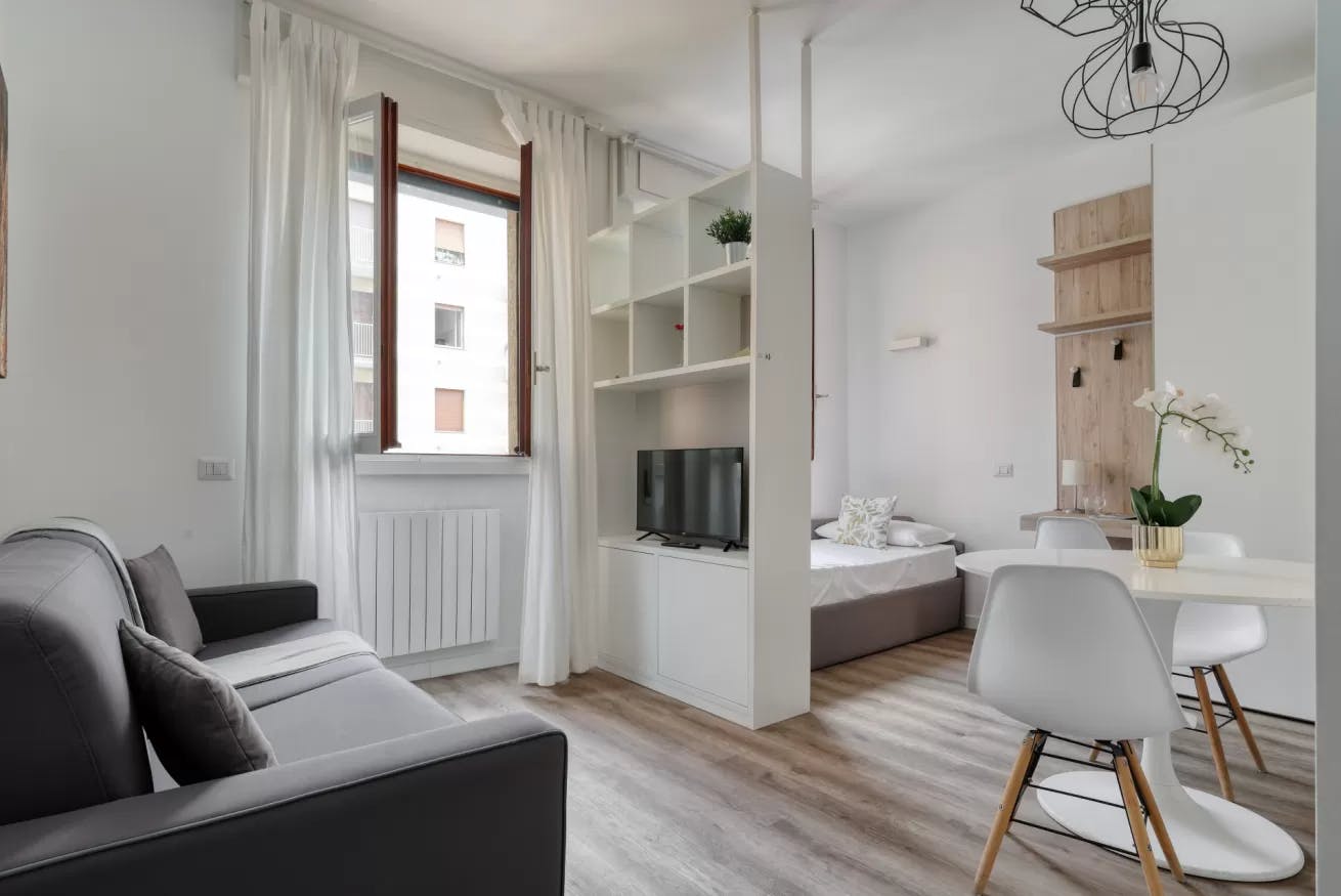 Apartment for rent for €3,000 per month in Milan, Via Vittoria Colonna