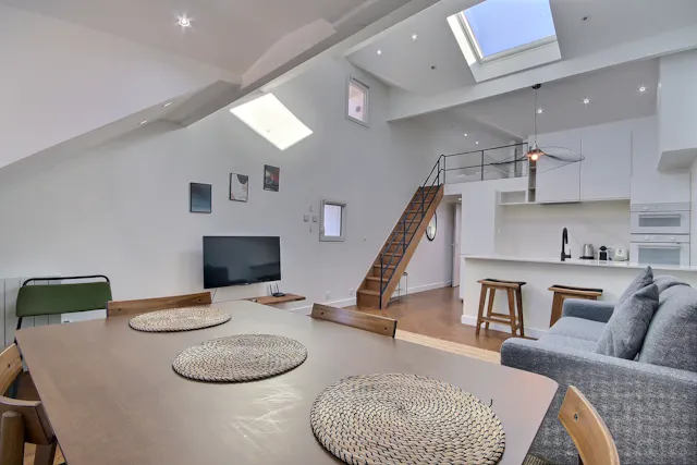 1-Bedroom Apartment in Rue Poissonnière, Paris (1570784) room image 1
